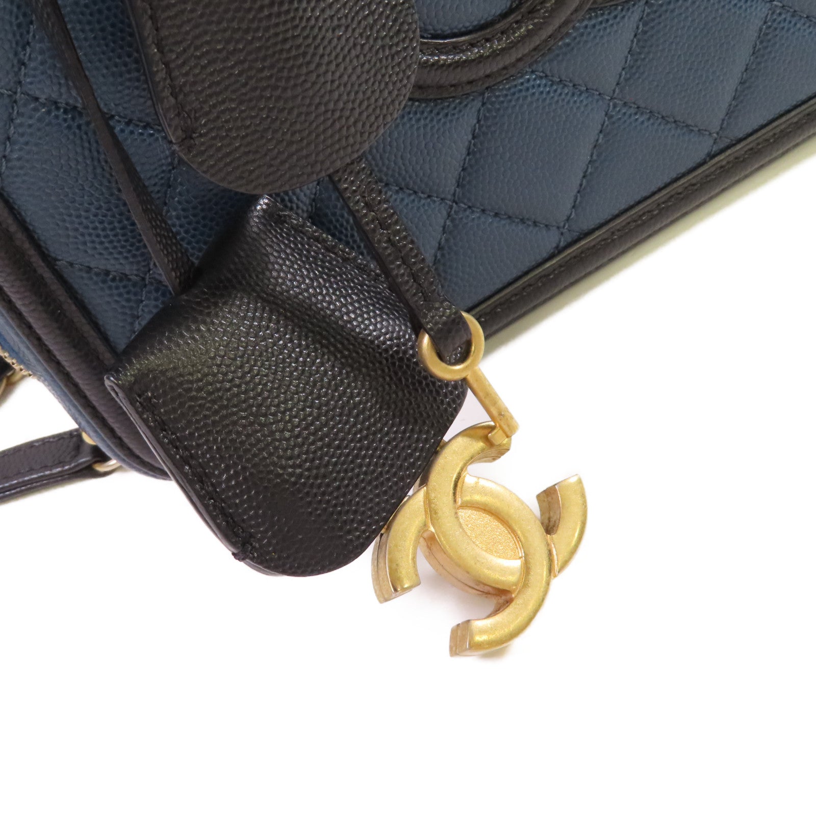 CHANEL 【激減優惠】菱格Caviar皮革Filigree Vanity Case 2Way Shoulder Bag金扣鏈帶手挽肩背兩用袋藍色/黑色