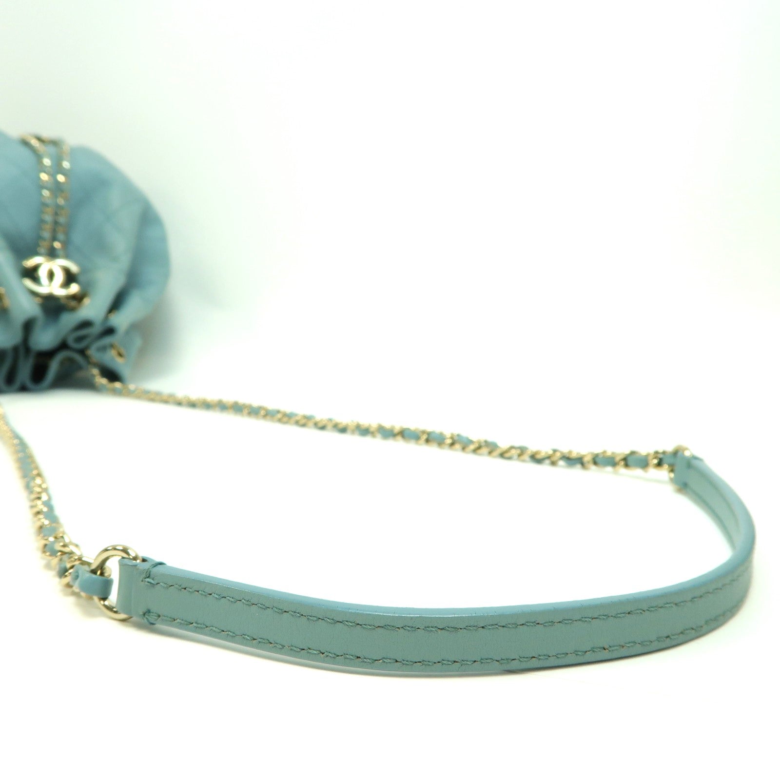 CHANEL 【激減優惠】菱格羊皮皮革Drawstring金扣鏈帶肩背袋藍色