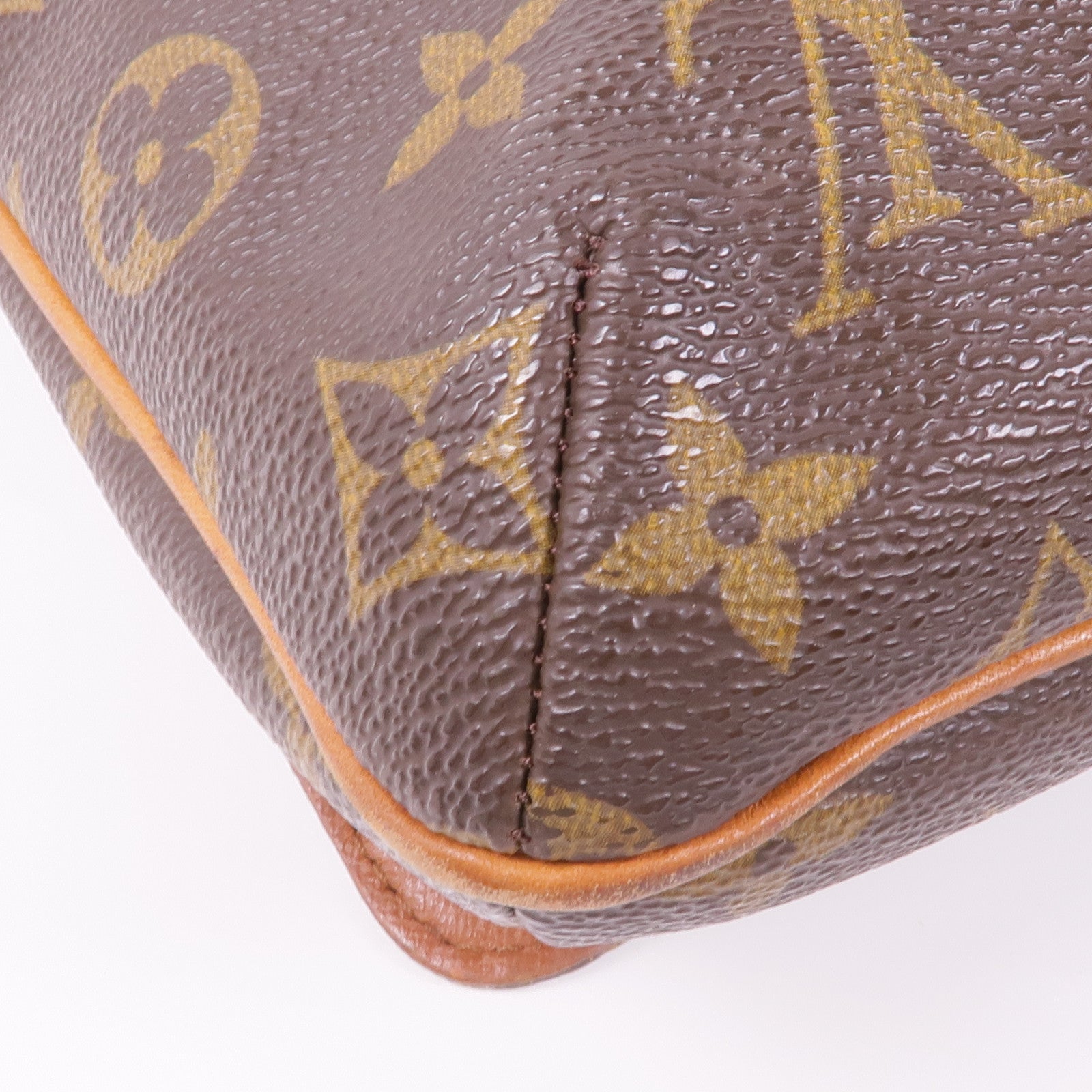LOUIS VUITTON Monogram Musette Tango Short金扣肩背袋