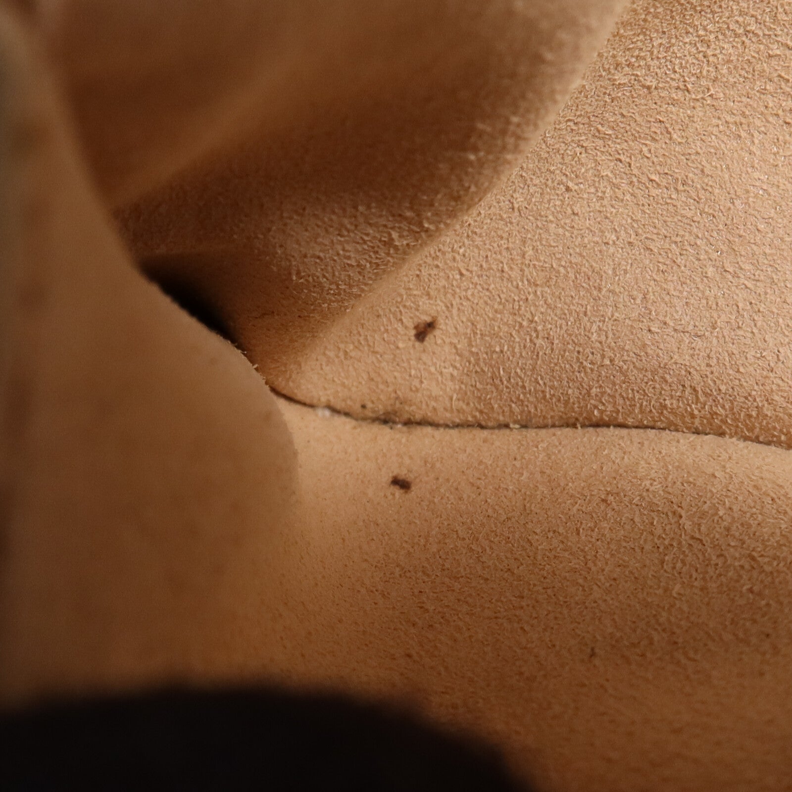 GUCCI 牛皮皮革GG Marmont金扣鏈帶肩背袋