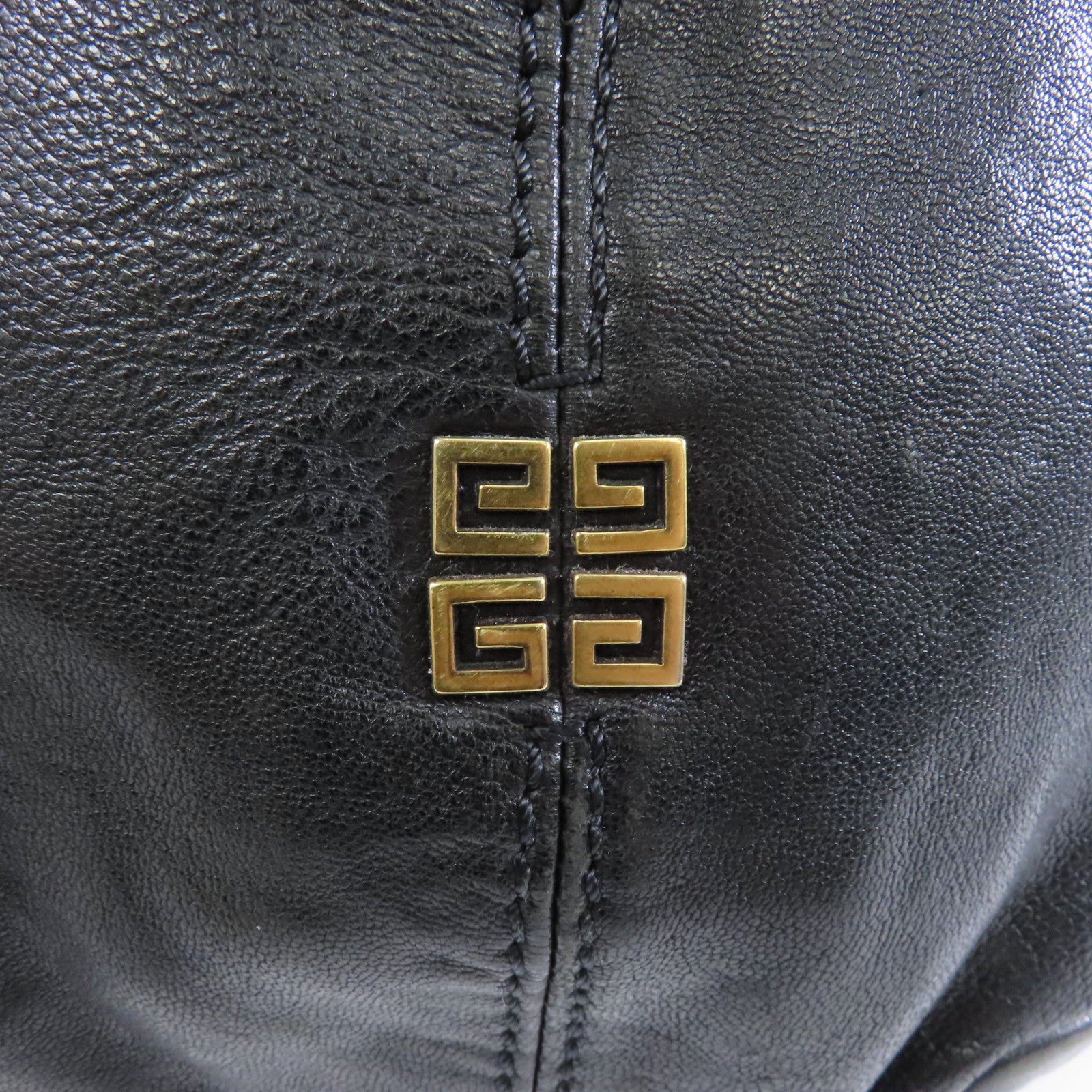 GIVENCHY 牛皮皮革Shoulder Bag金扣肩背袋黑色