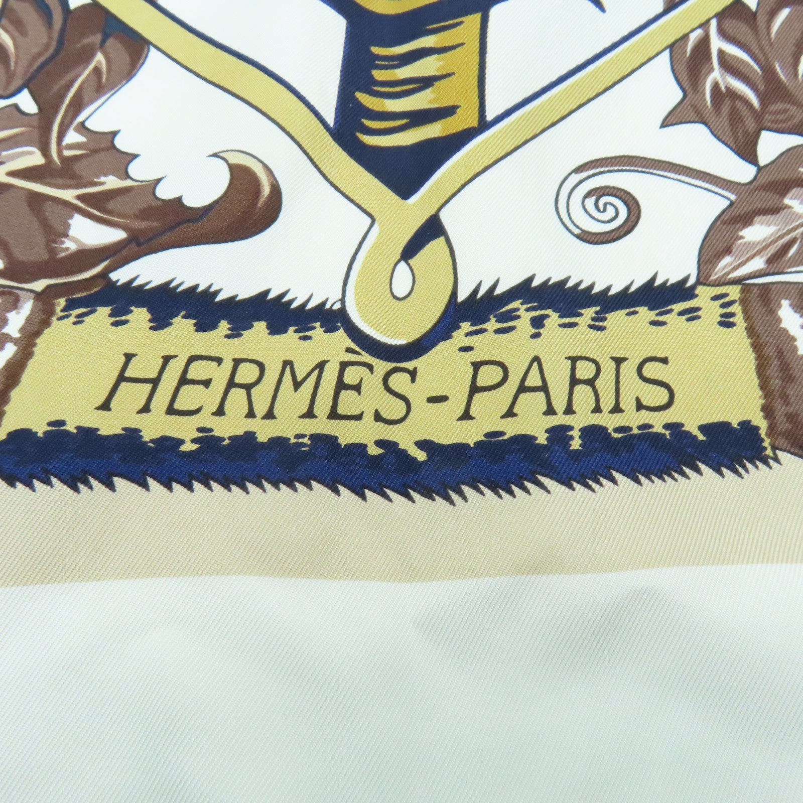 HERMES 【激減優惠】絲質Scarf 180x90圍巾白色/藍色/啡色