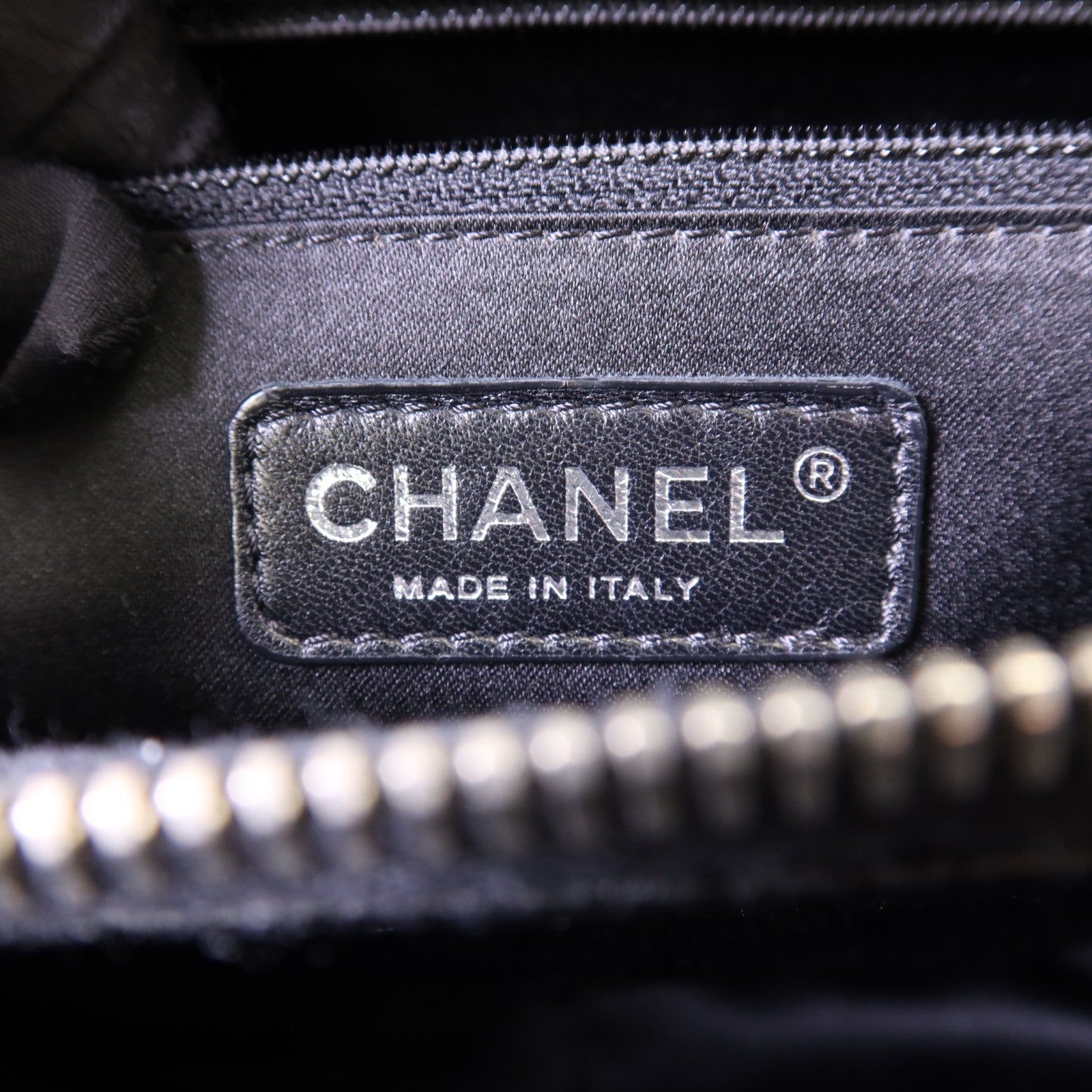 CHANEL 牛皮皮革GST Grand Shopping Tote Bag銀扣鏈帶肩背袋