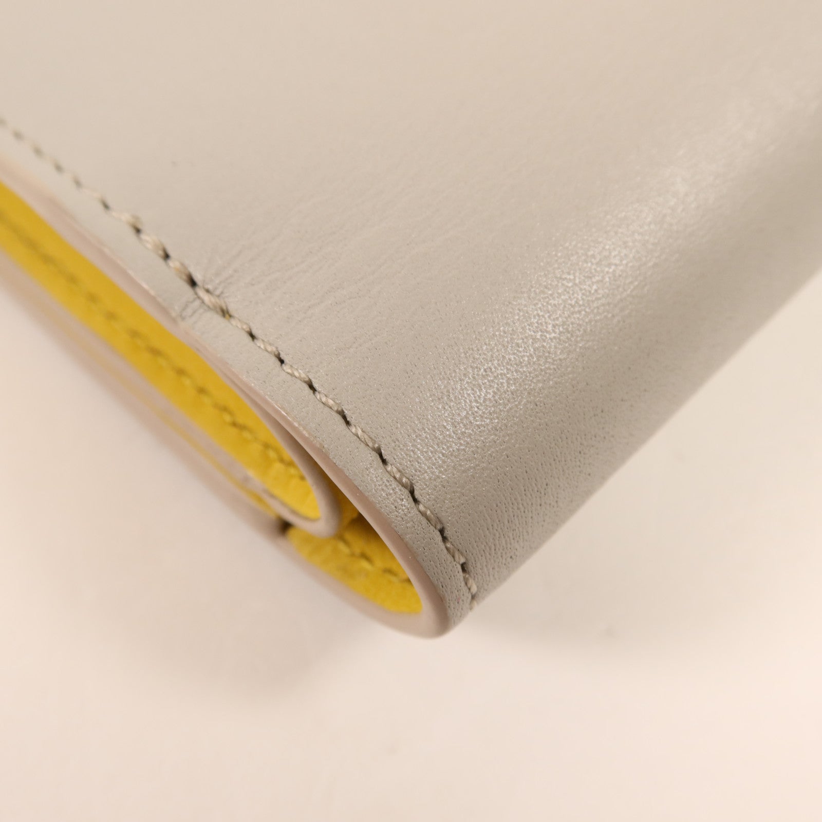 LOEWE 牛皮皮革Wallet銀扣錢包