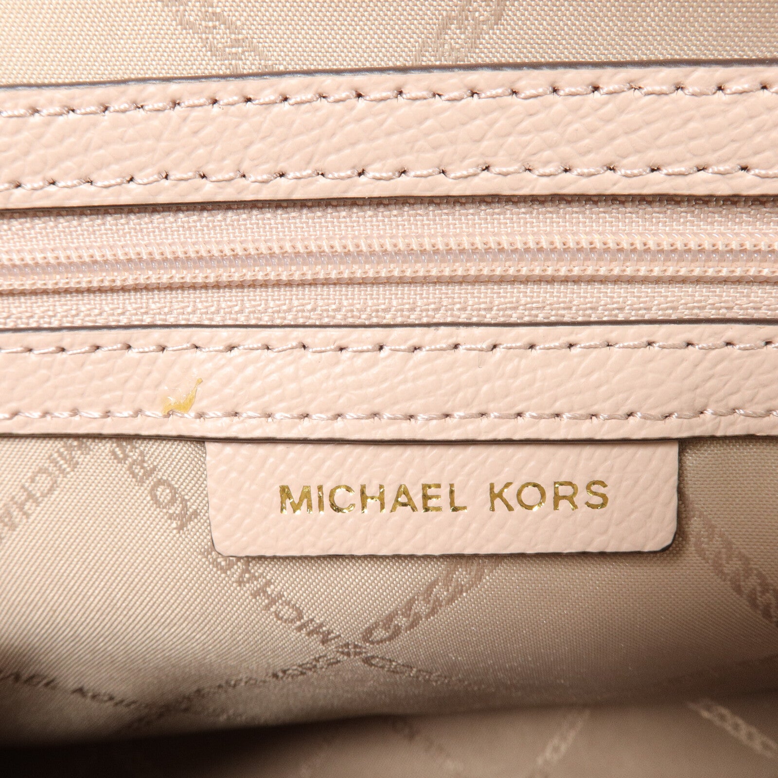 Michael Kors 牛皮皮革Large Dome Crossbody肩背袋