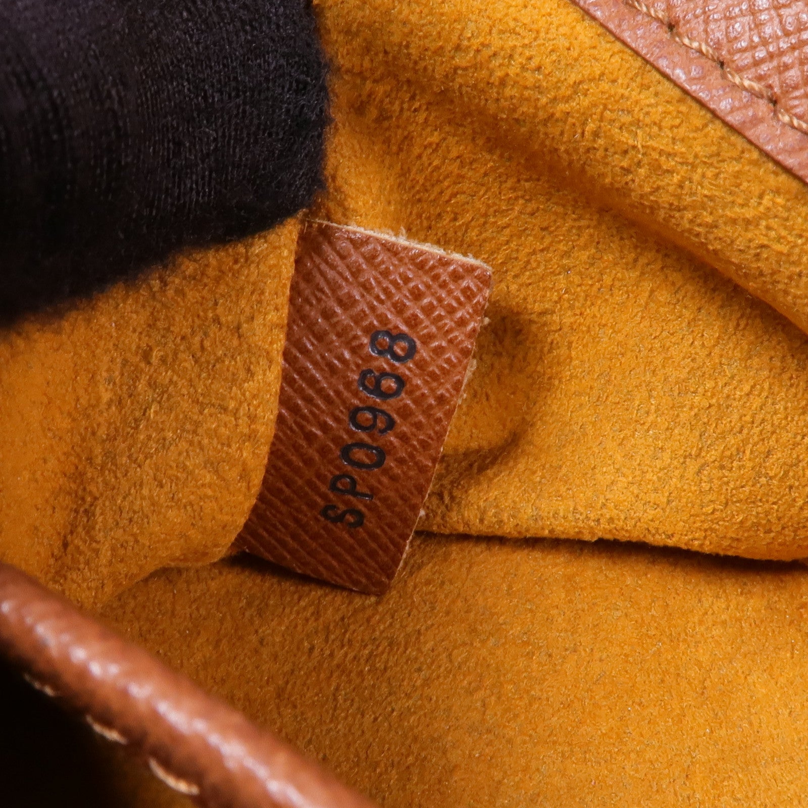 LOUIS VUITTON Monogram Musette Tango Short金扣肩背袋