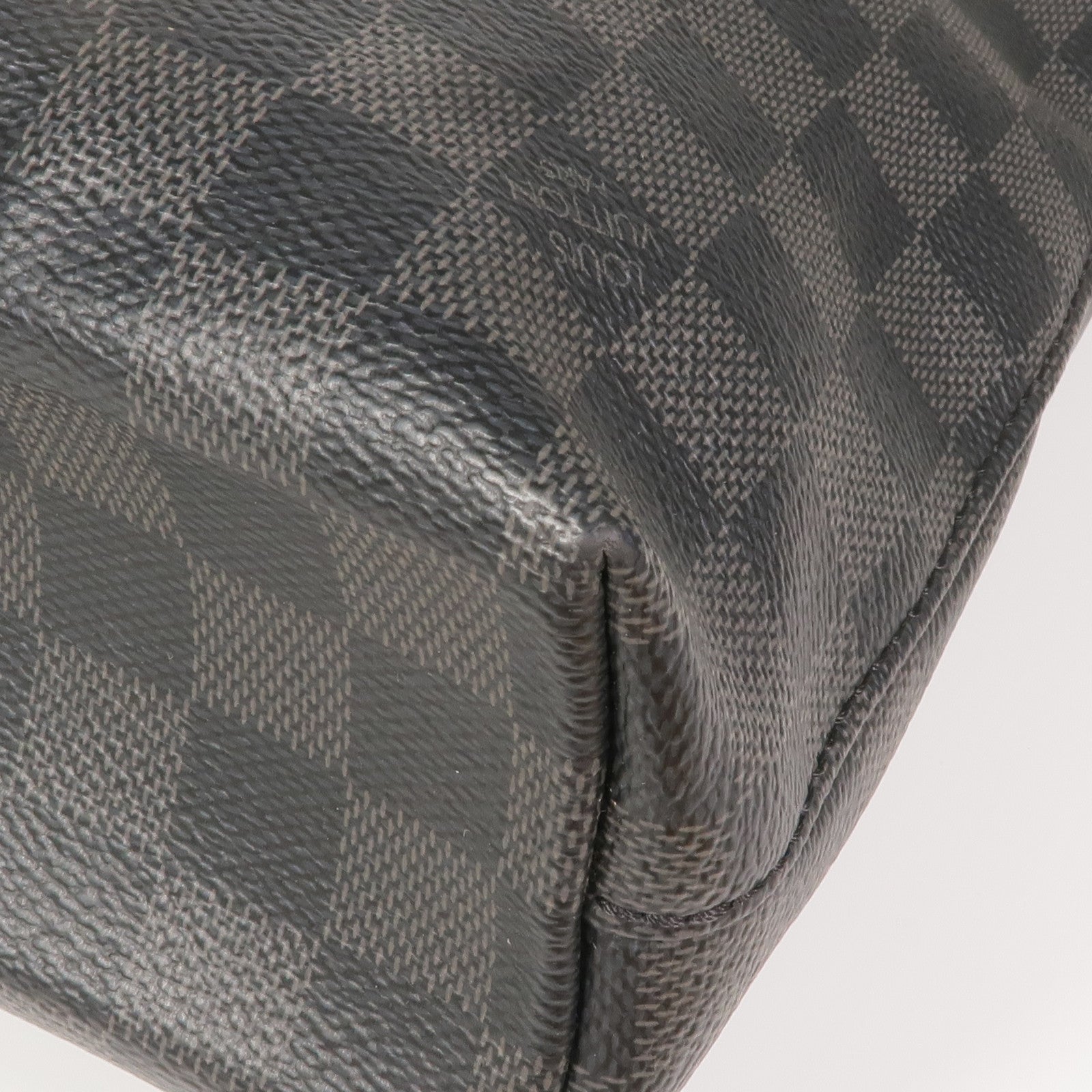 LOUIS VUITTON Damier Graphite 7 Days a Week公事包