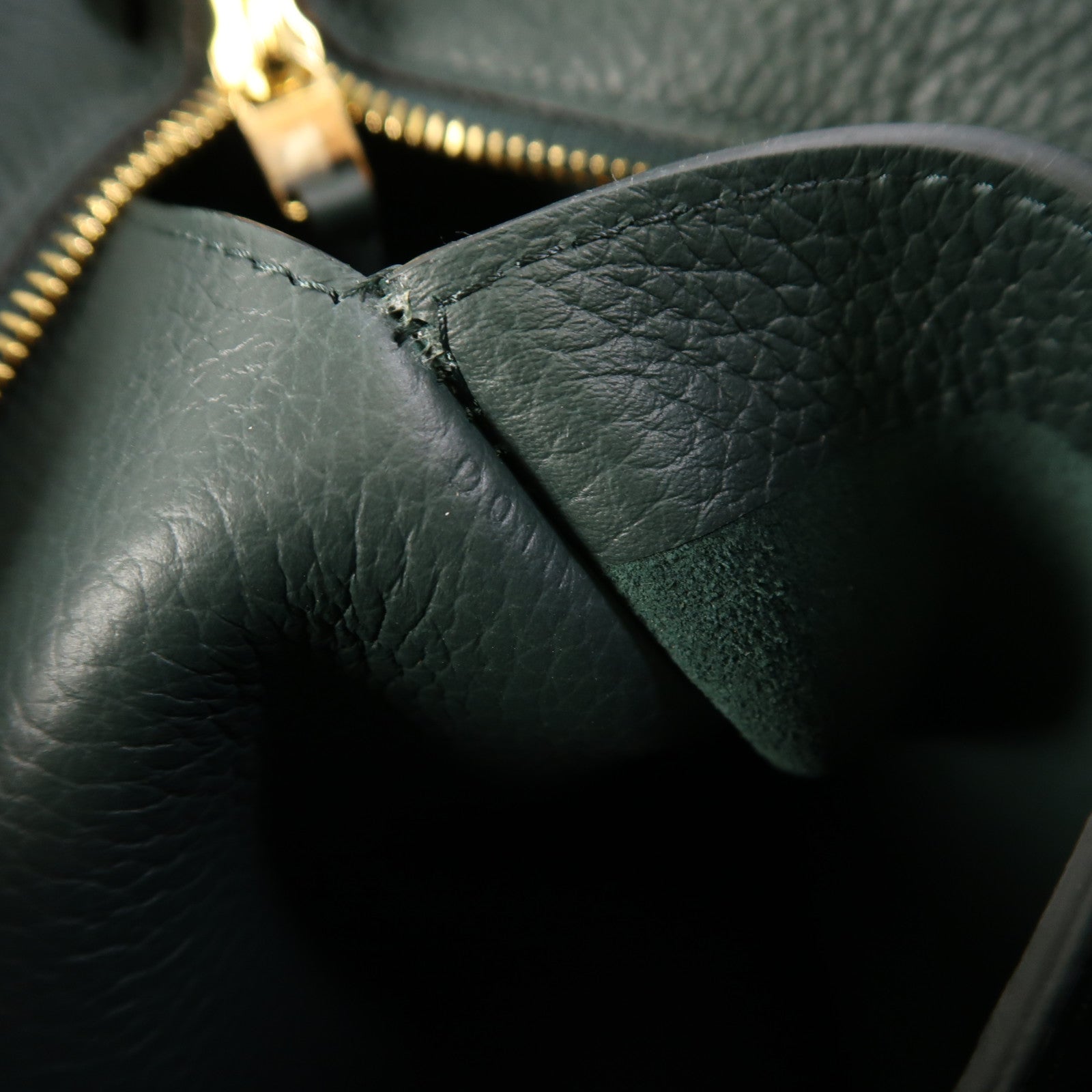 Delvaux 牛皮皮革Pin Daily金扣肩背袋