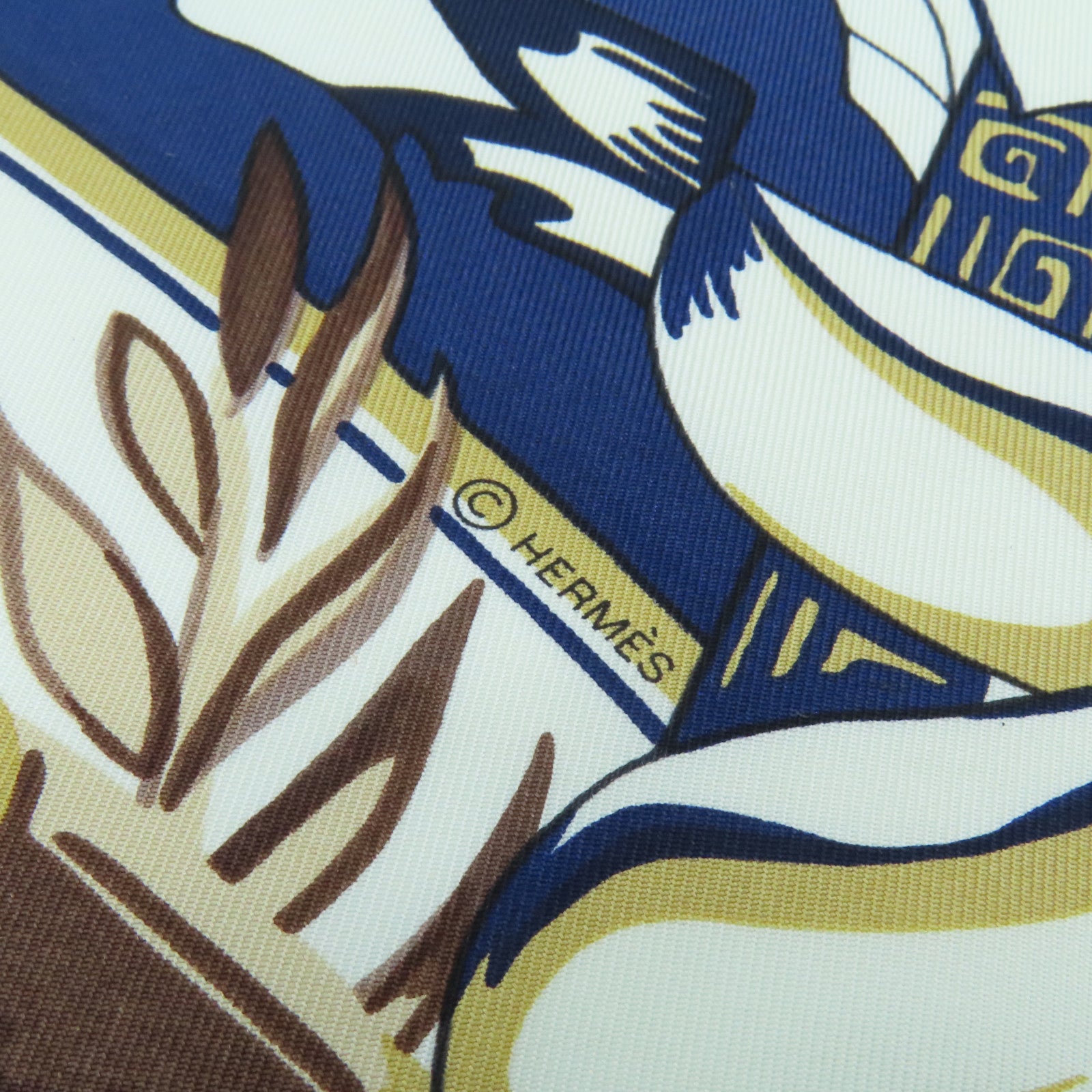 HERMES 【激減優惠】絲質Scarf 180x90圍巾白色/藍色/啡色