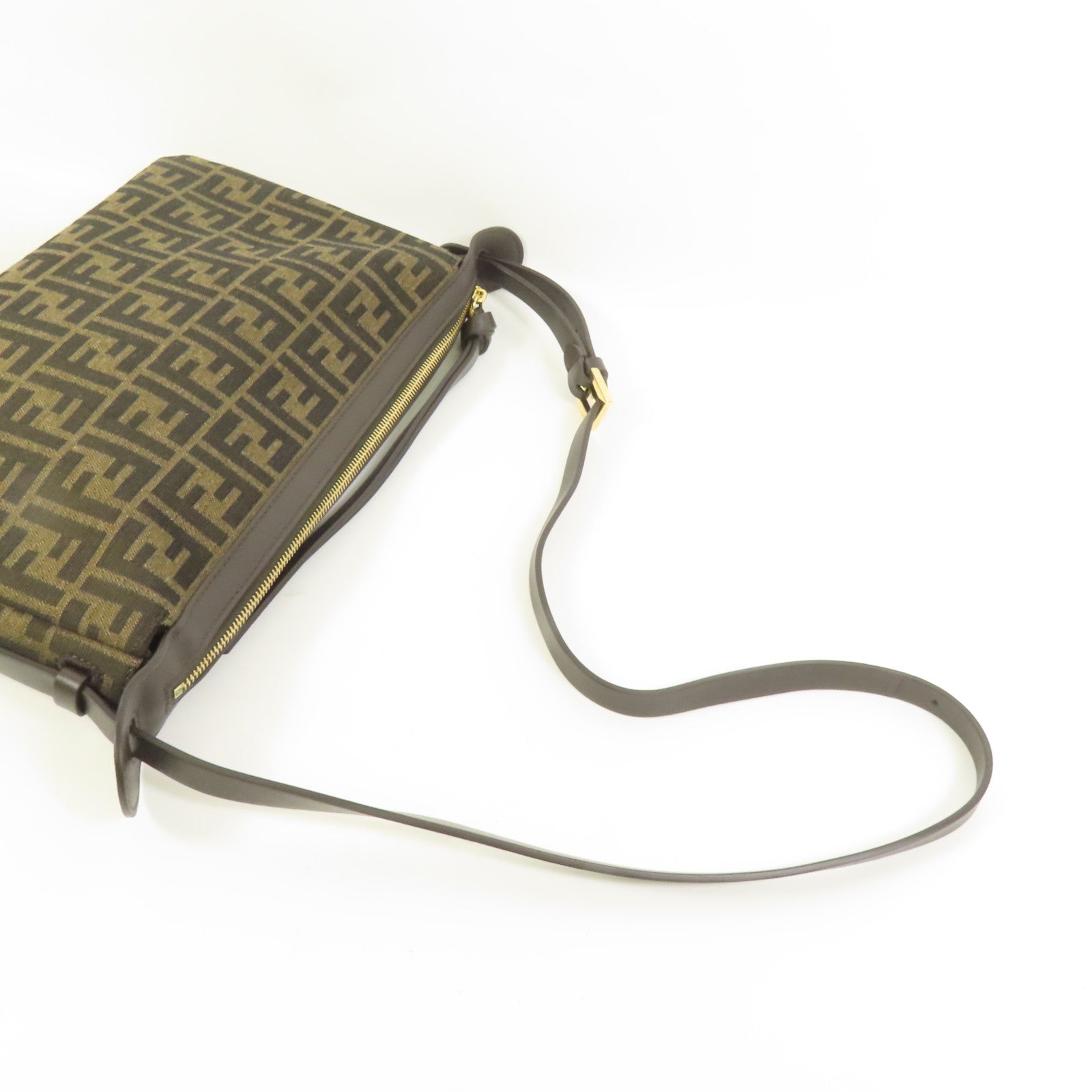 FENDI 帆布Shoulder Bag金扣肩背袋