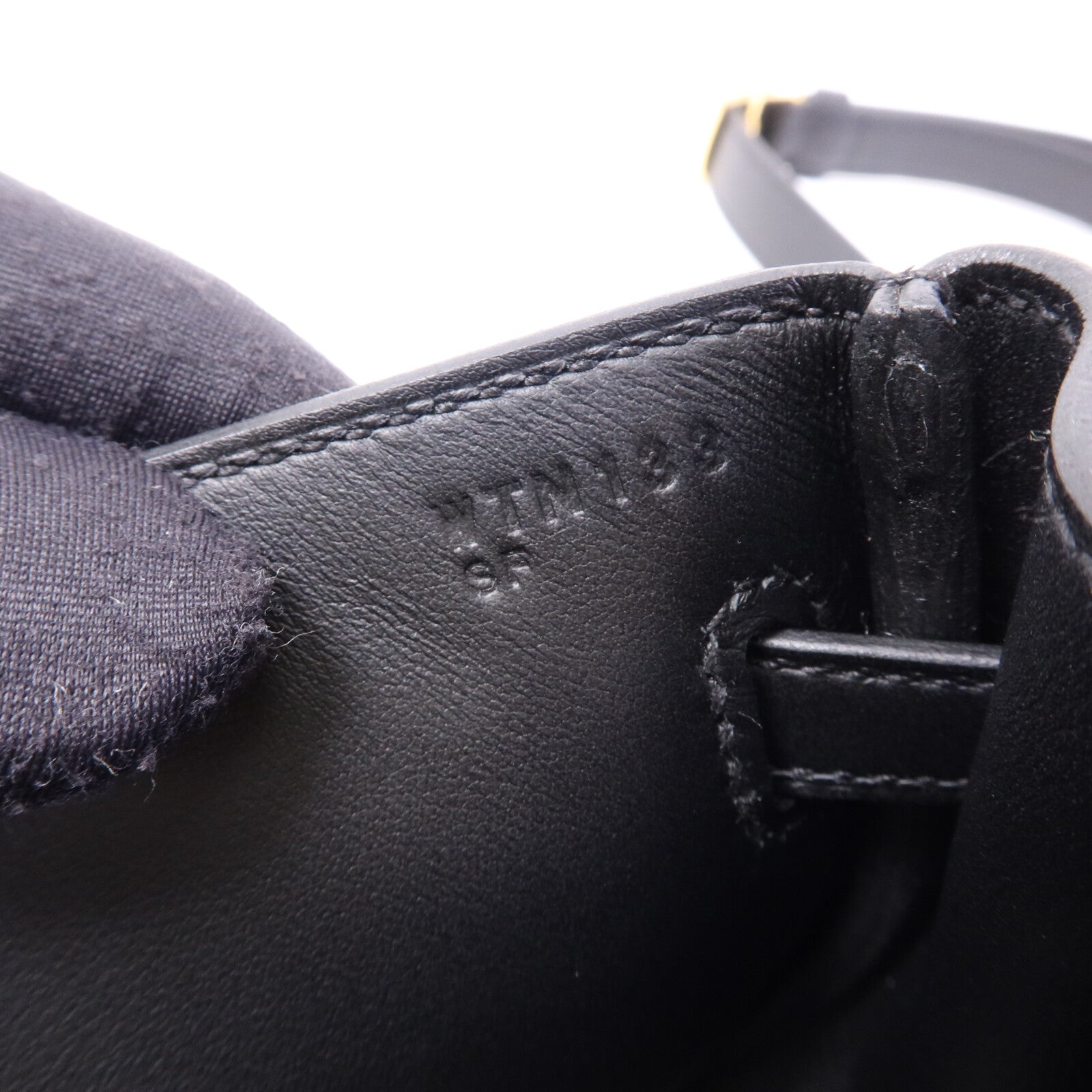 HERMES Swift皮革Kelly Moove金扣肩背袋Noir