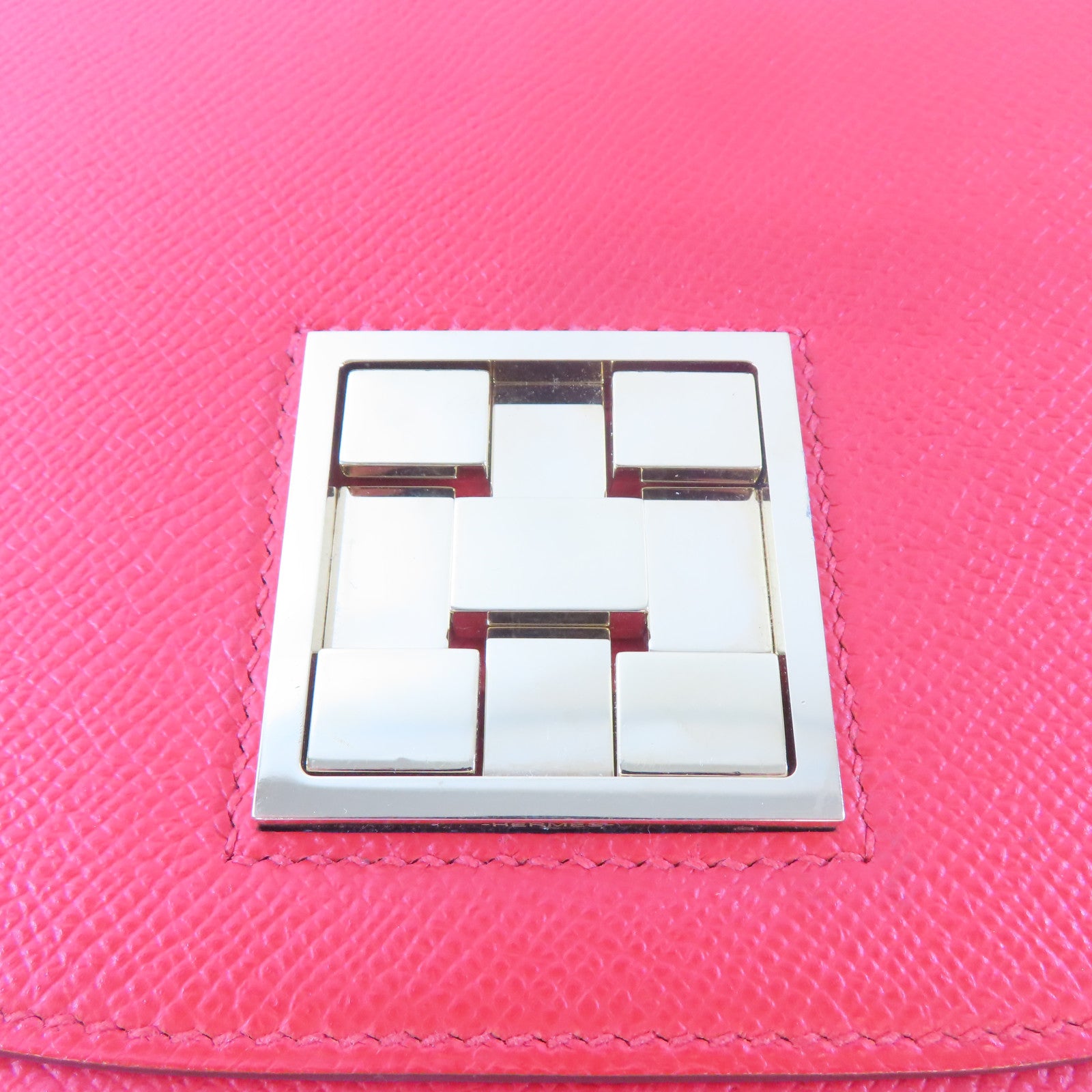 HERMES 【激減優惠】Epsom皮革Mosaique AU 24 Bag金扣肩背袋Rouge de Coeur/紅色