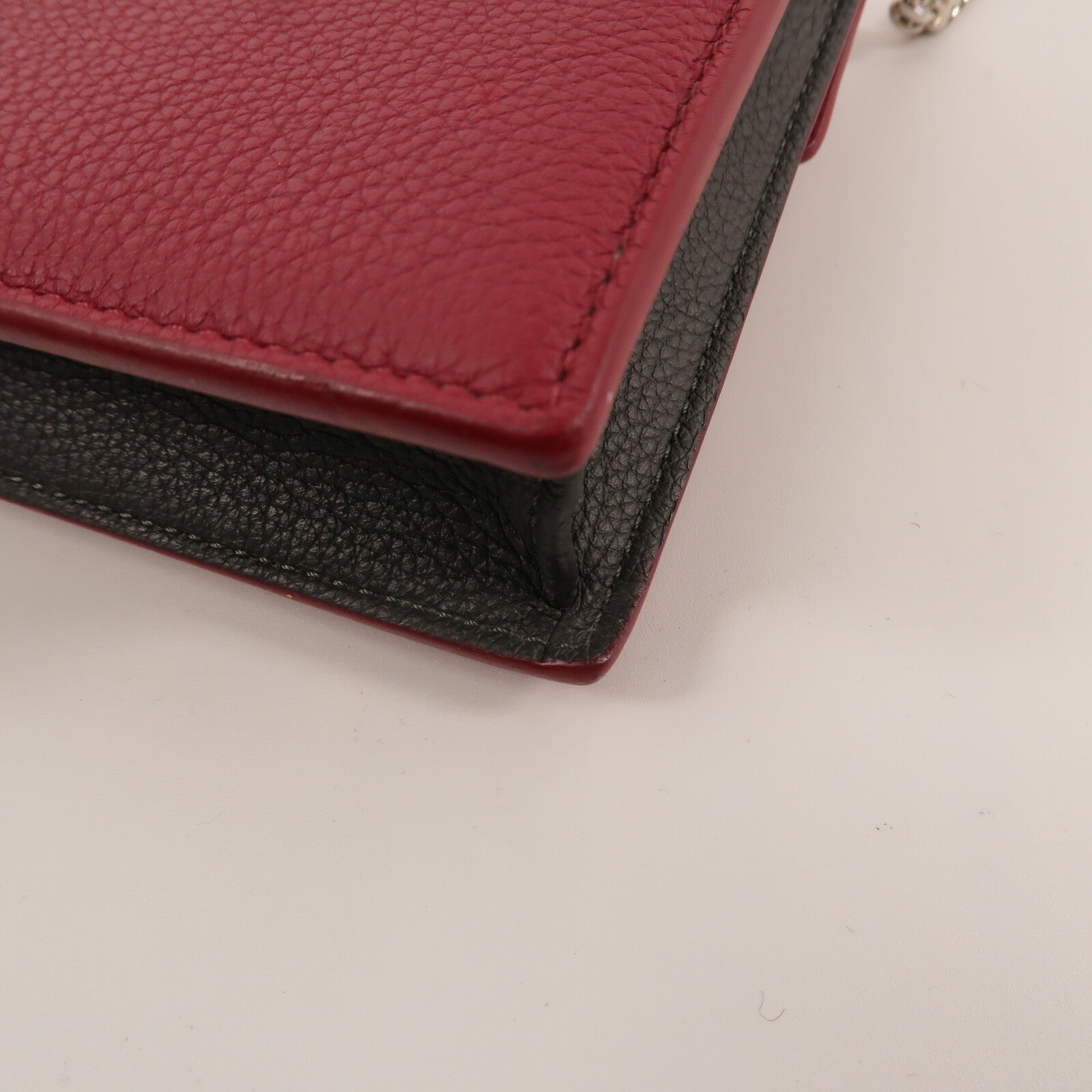 LOUIS VUITTON 牛皮皮革Pochette Lockme Chain鏈帶肩背袋