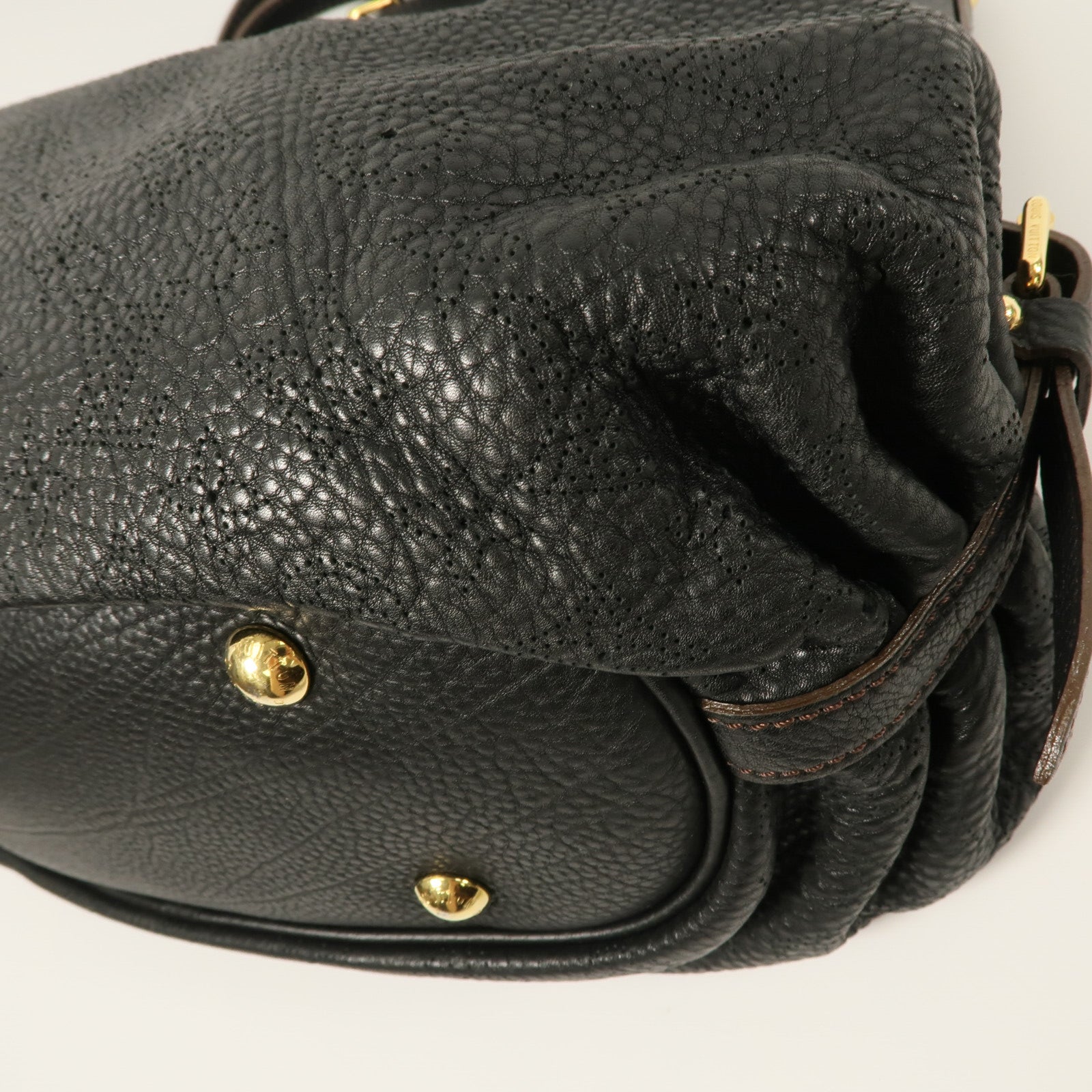 LOUIS VUITTON Monogram Mahina XS肩背袋