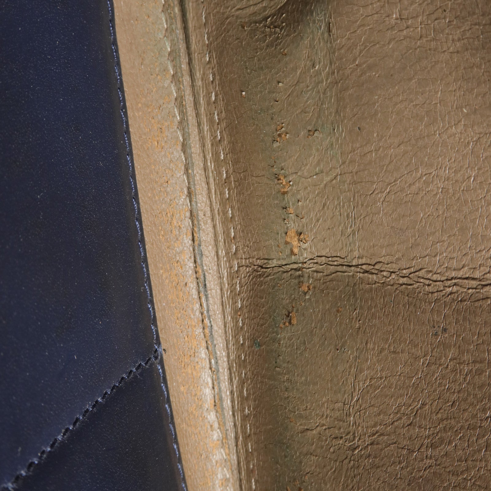 BOTTEGA VENETA 【激減優惠】牛皮皮革Zipper Long Wallet長錢包