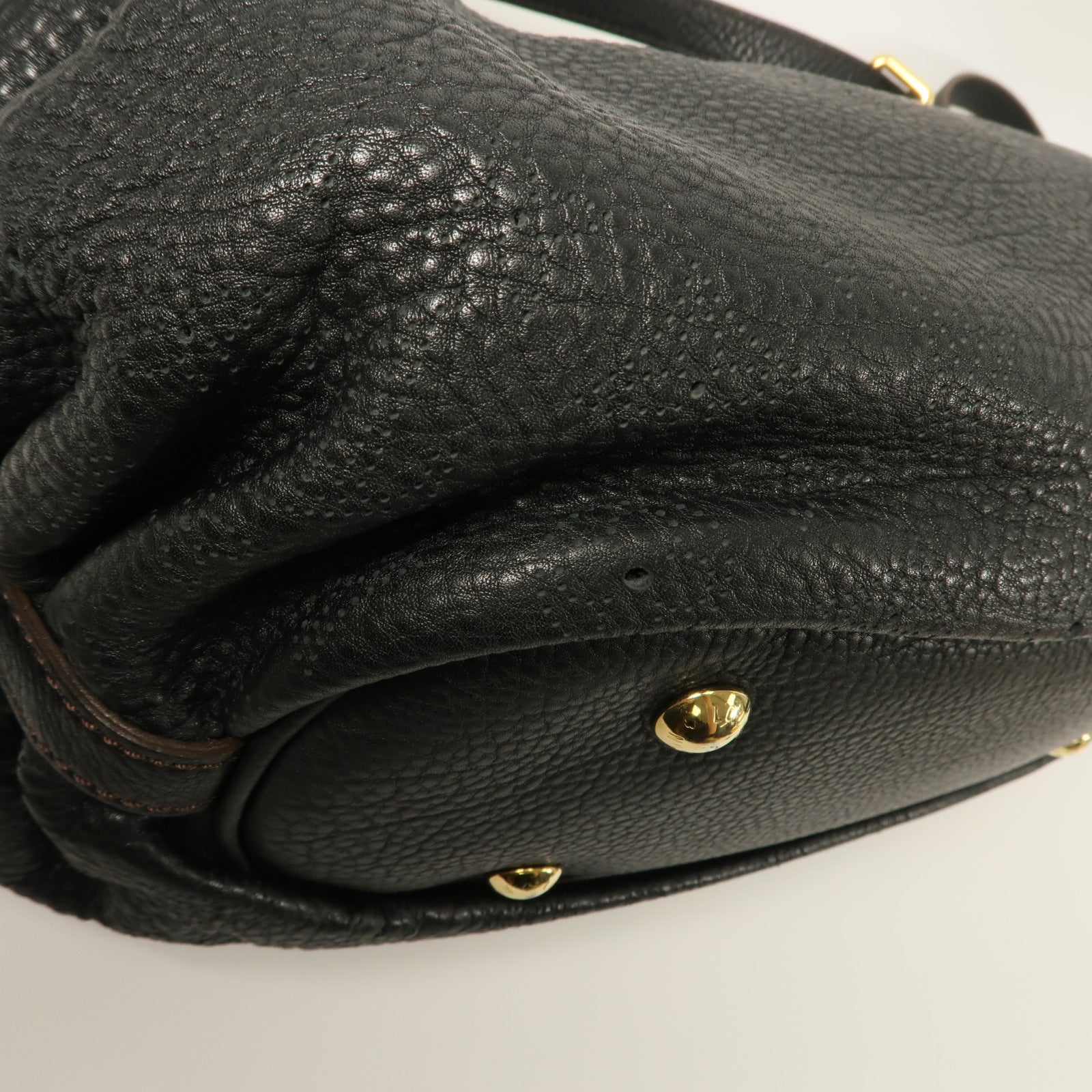 LOUIS VUITTON Monogram Mahina XS肩背袋