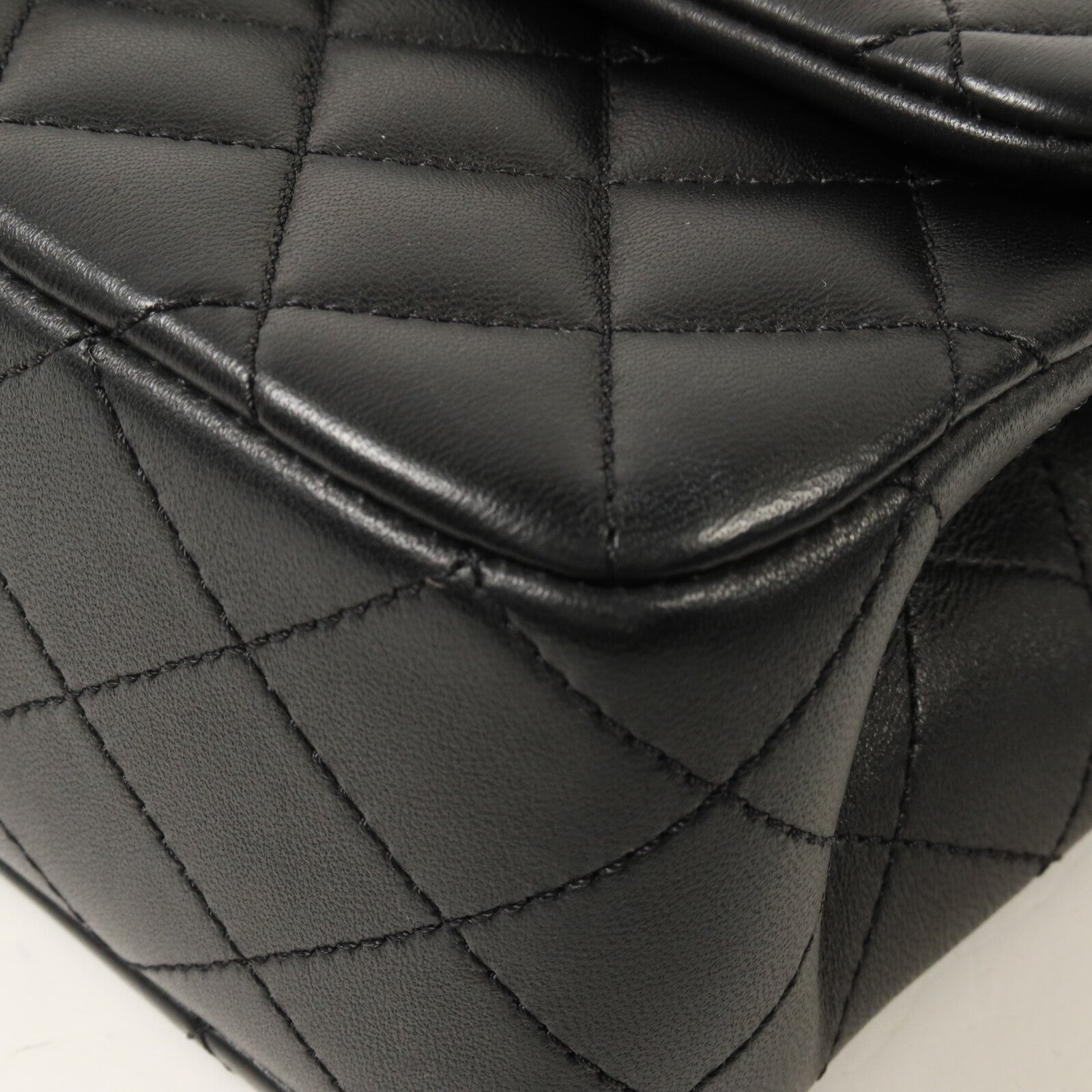 CHANEL 羊皮皮革Camellia Chain鏈帶肩背袋