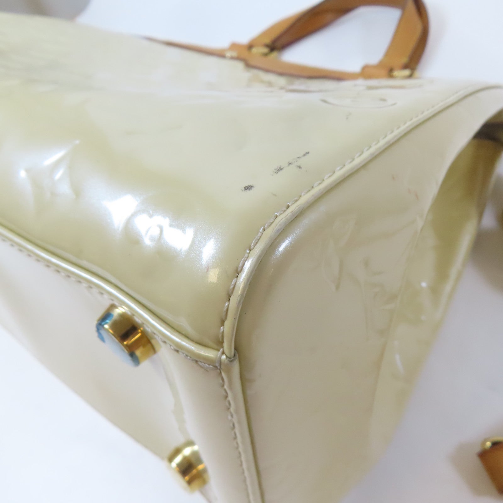 LOUIS VUITTON Vernis Brera金扣手挽肩背兩用袋米色