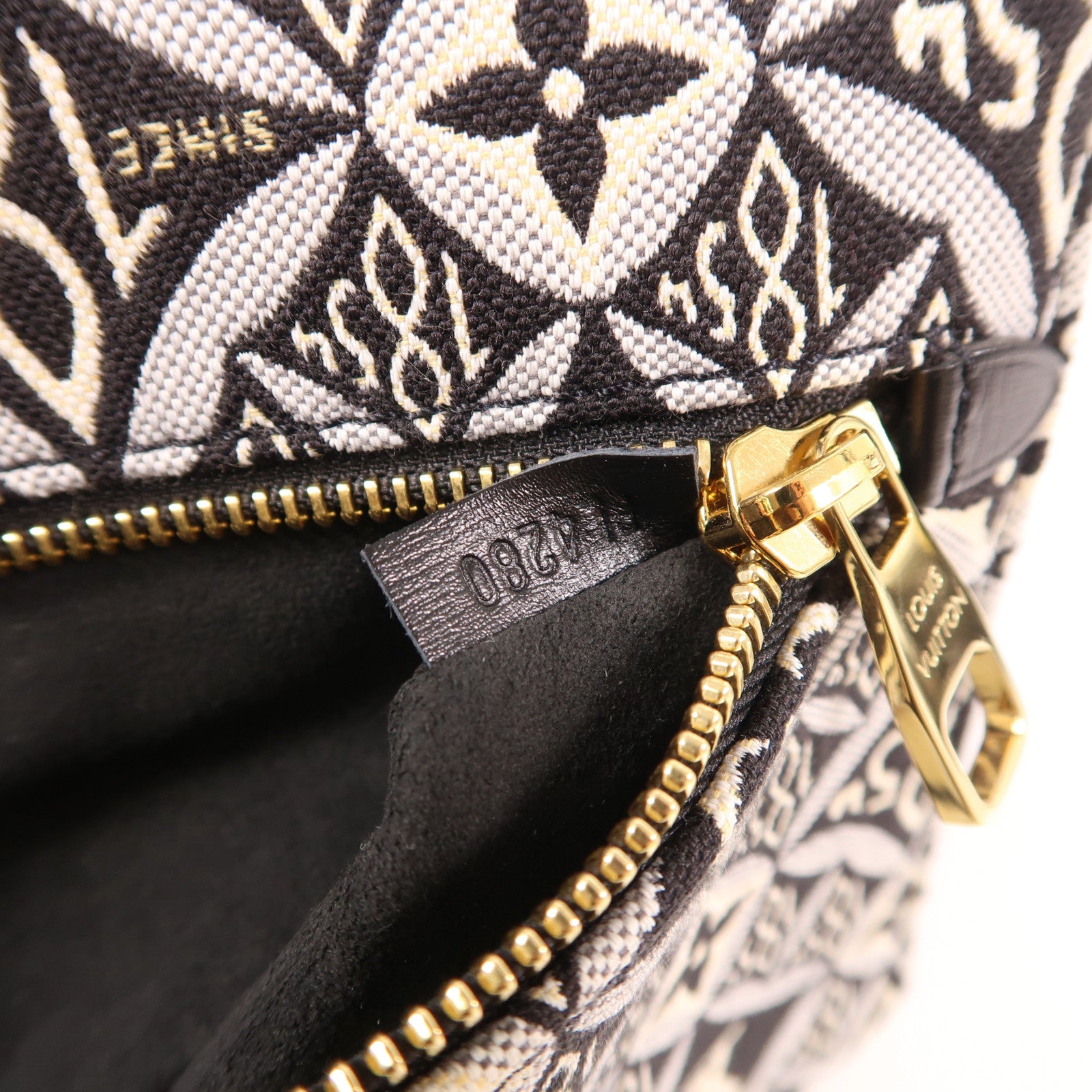LOUIS VUITTON 【激減優惠】Monogram Jacquard Pochette Metis MM金扣手挽肩背兩用袋