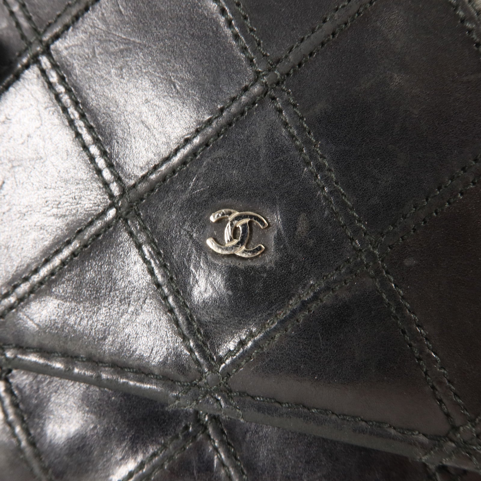 CHANEL 牛皮皮革Wallet On Chain鏈帶肩背袋