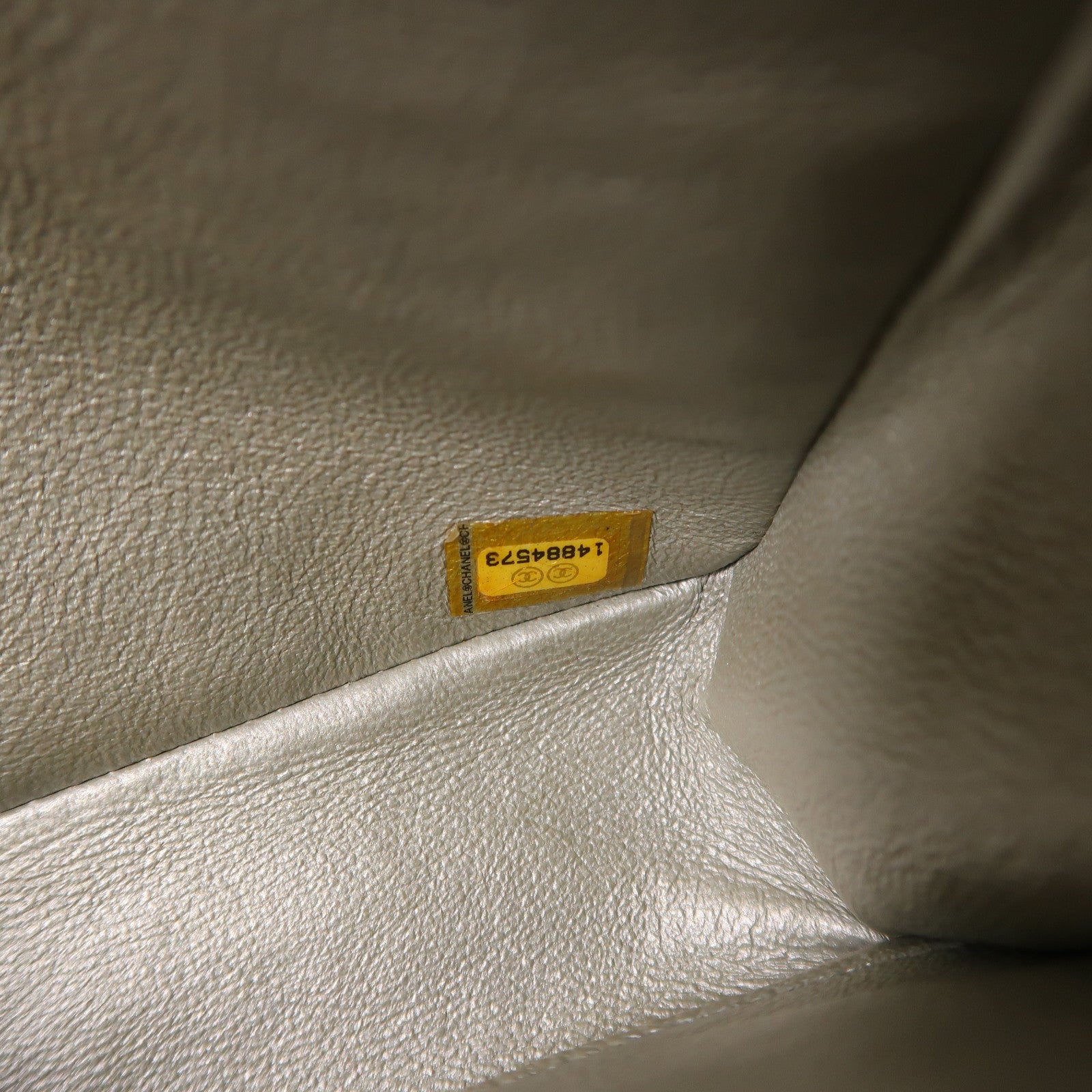 CHANEL 皮革Classic 25銀扣鏈帶肩背袋