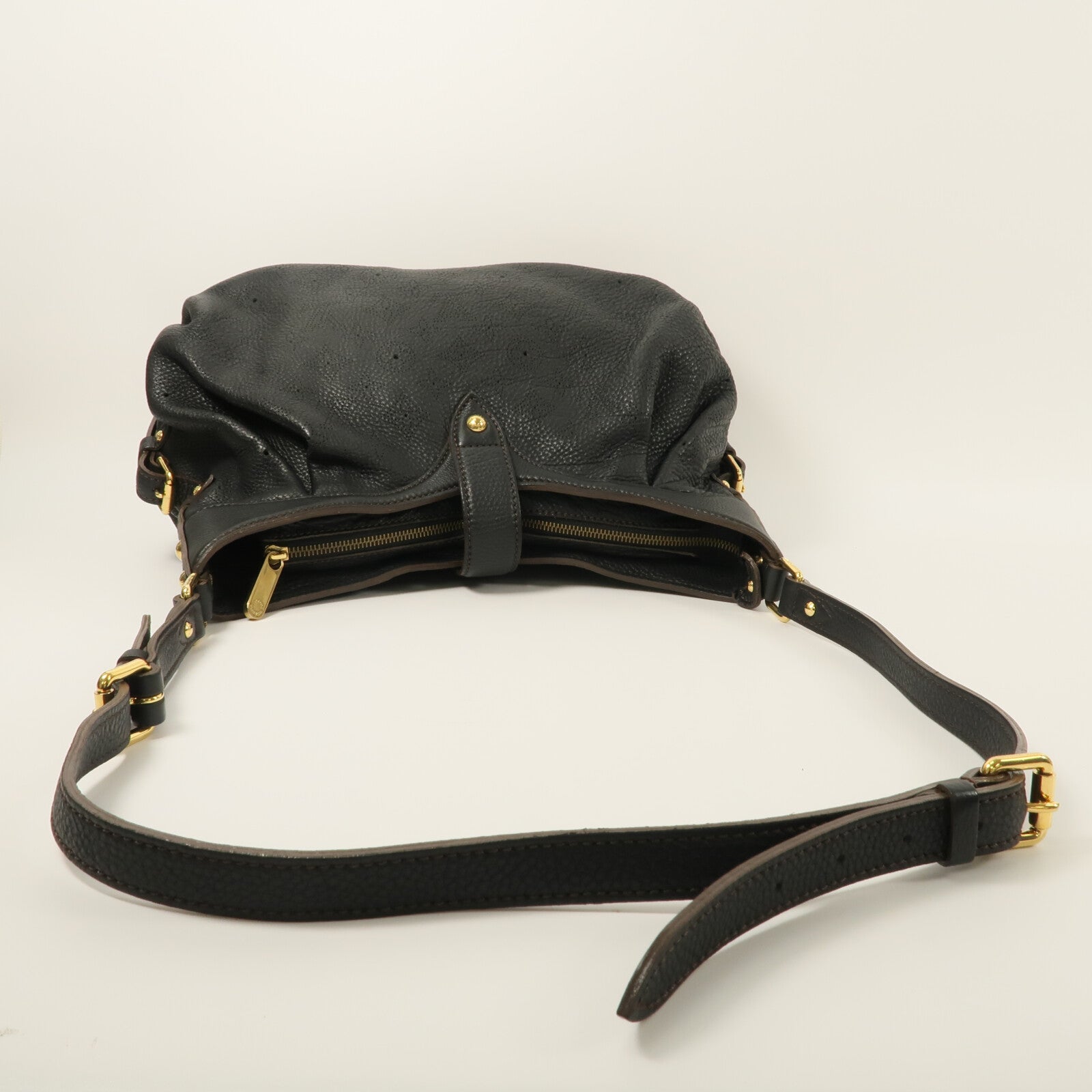 LOUIS VUITTON Monogram Mahina XS肩背袋