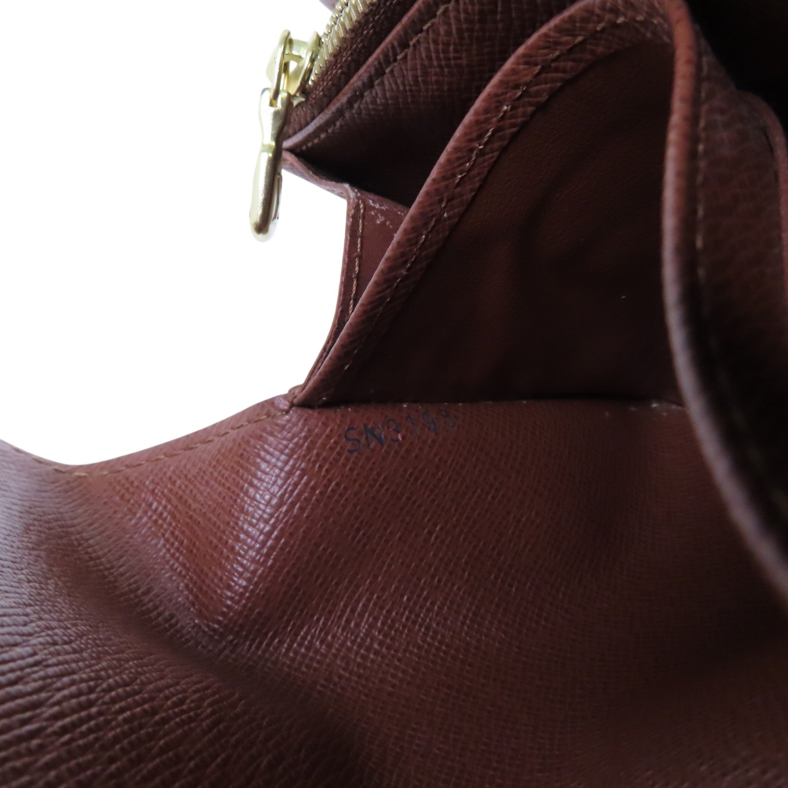 LOUIS VUITTON Monogram Short Wallet金扣短錢包