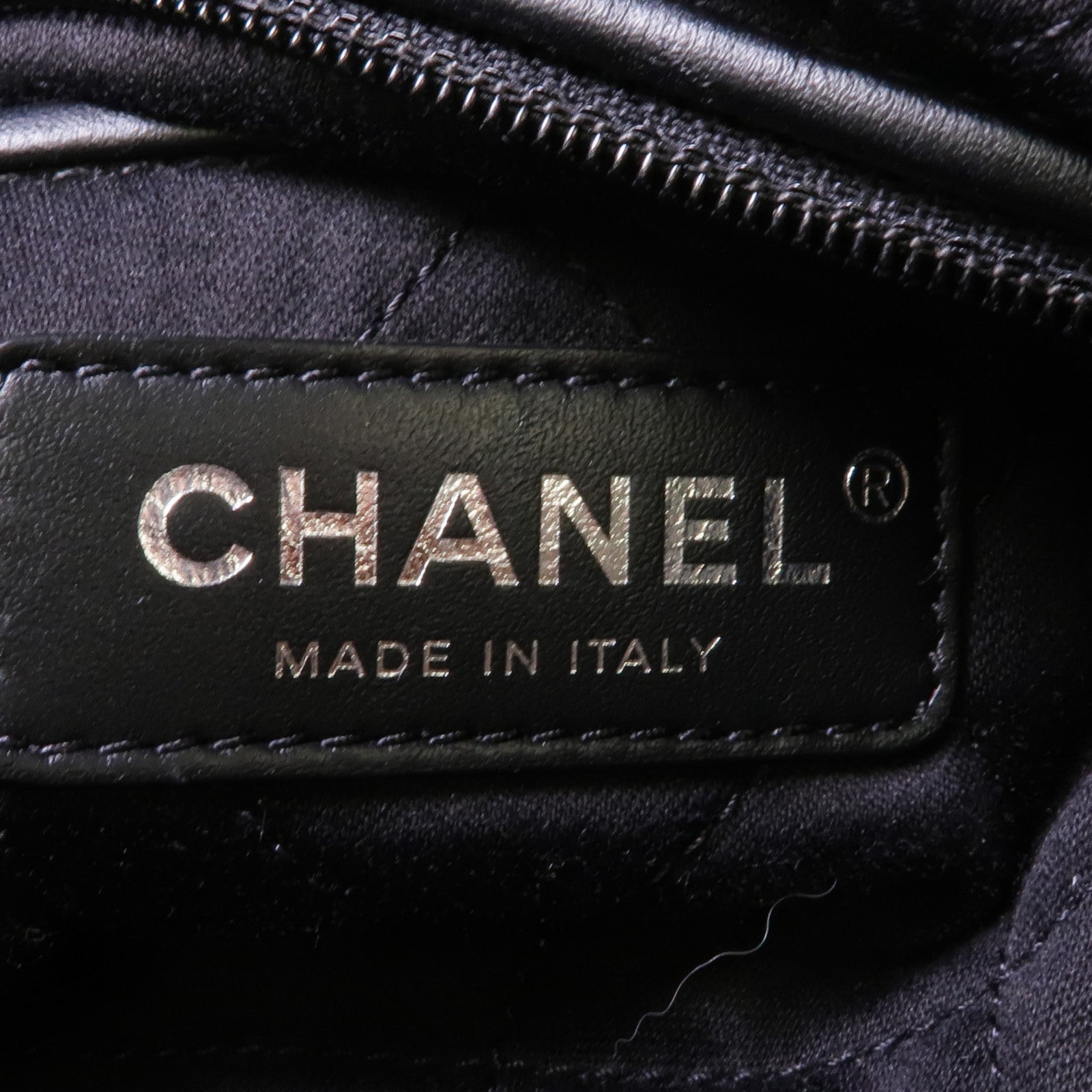 CHANEL 牛皮皮革Chanel 22 Backpack銀扣背包