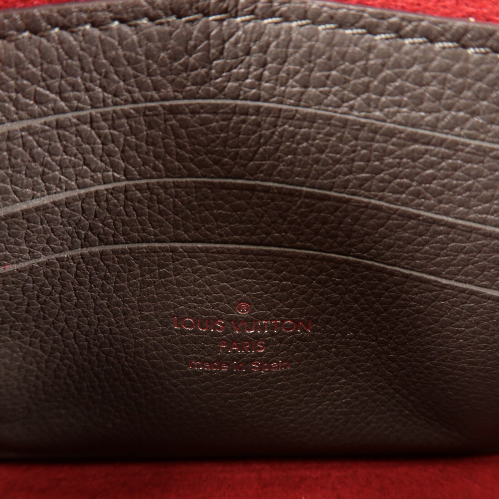 LOUIS VUITTON 牛皮皮革Pochette Lockme Chain鏈帶肩背袋