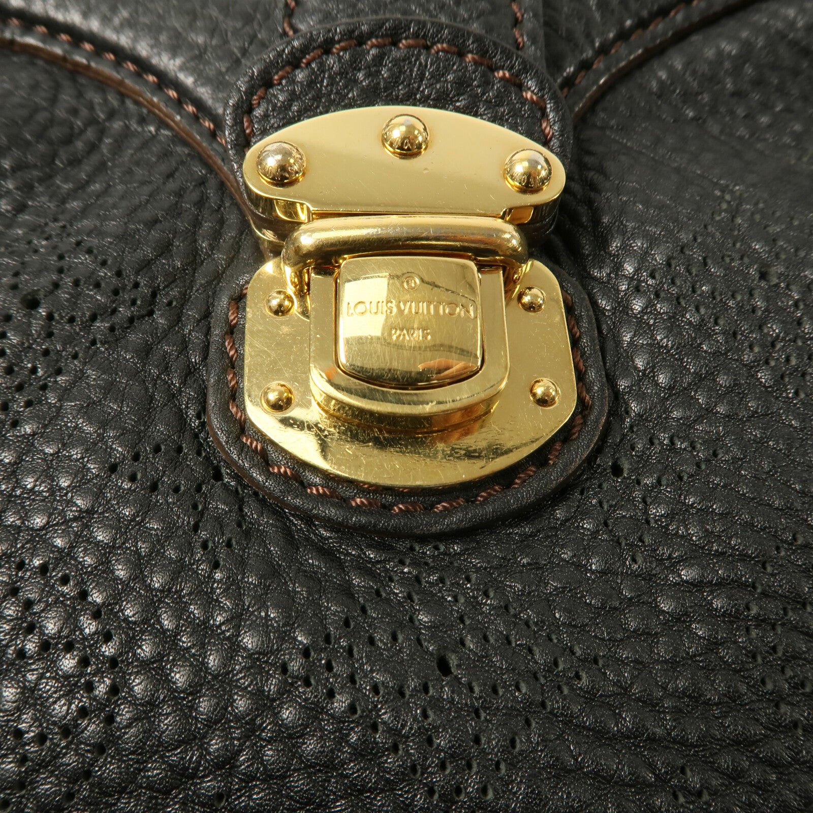 LOUIS VUITTON Monogram Mahina XS肩背袋