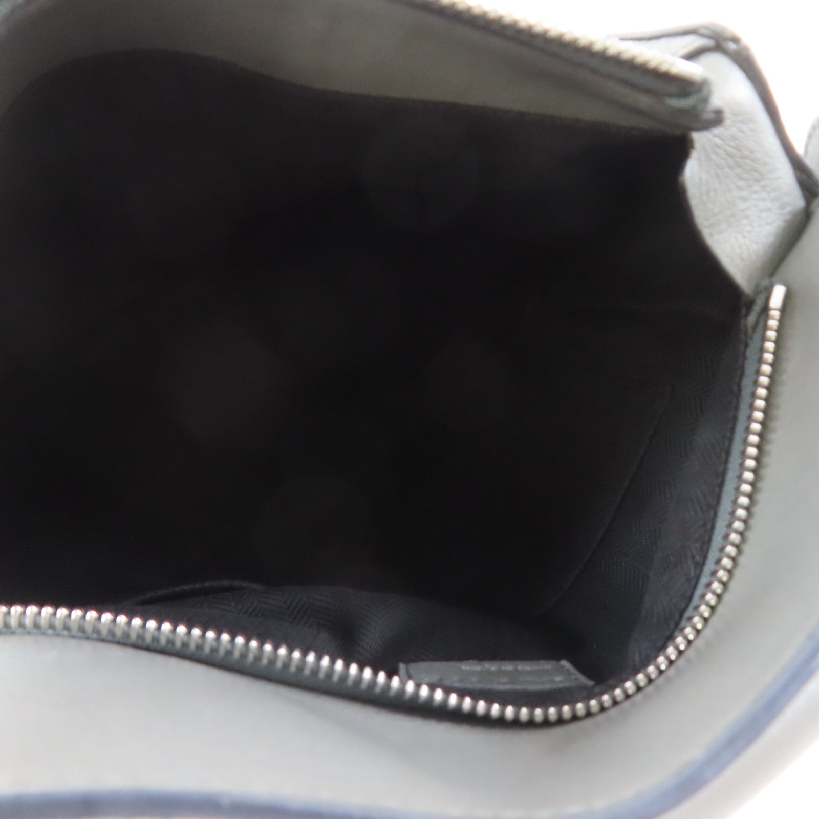 LOEWE 牛皮皮革Puzzle銀扣手挽肩背兩用袋灰色