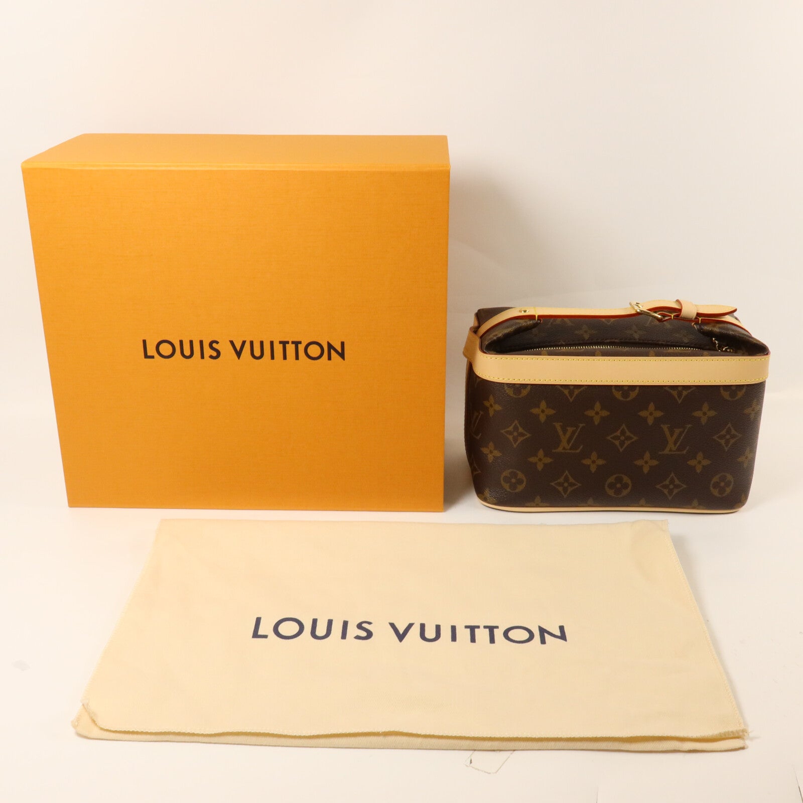 LOUIS VUITTON Monogram Cruiser Toiletry Bag手挽袋