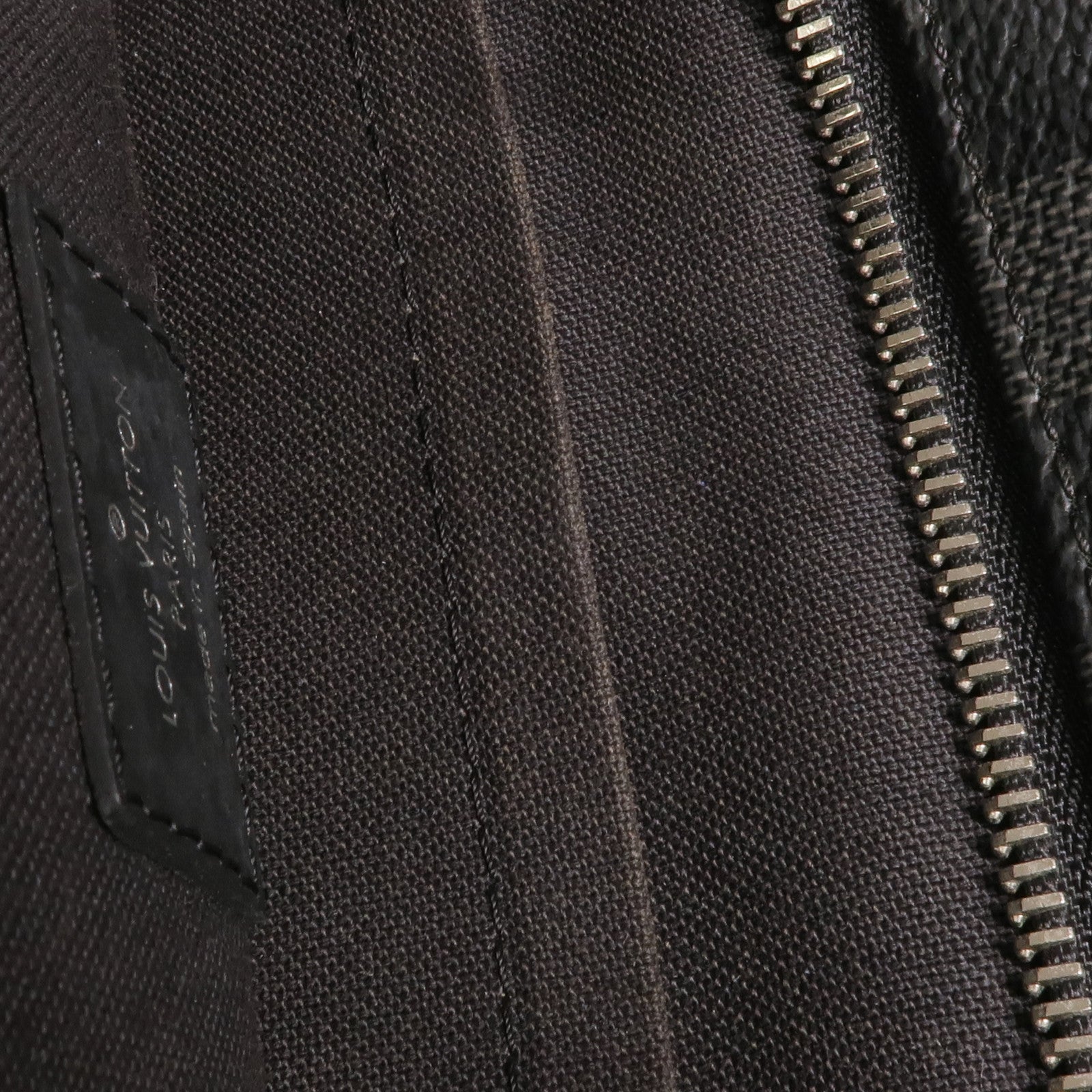 LOUIS VUITTON Damier Graphite 7 Days a Week公事包