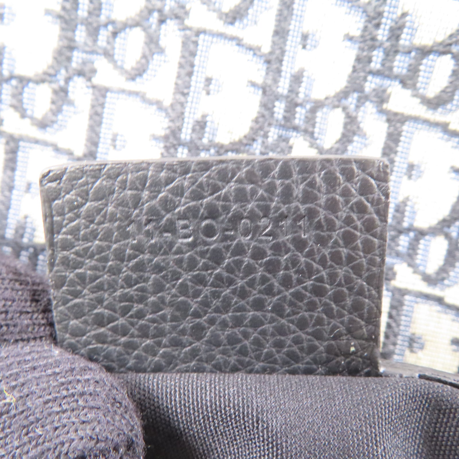 Dior 帆布Maxi Saddle Bag肩背袋黑色/米色/藍色