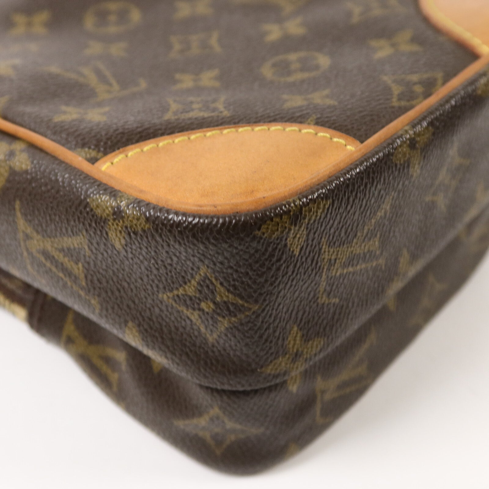 LOUIS VUITTON Monogram Amazon肩背袋