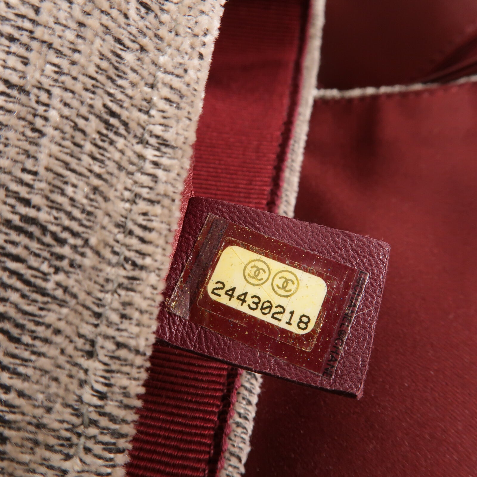 CHANEL Wool Velvet Parisian Stroll Messenger Bag肩背袋