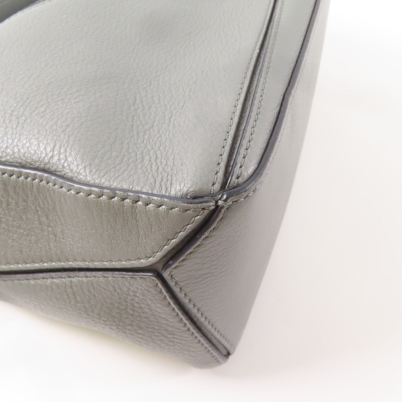 LOEWE 牛皮皮革Puzzle銀扣手挽肩背兩用袋灰色