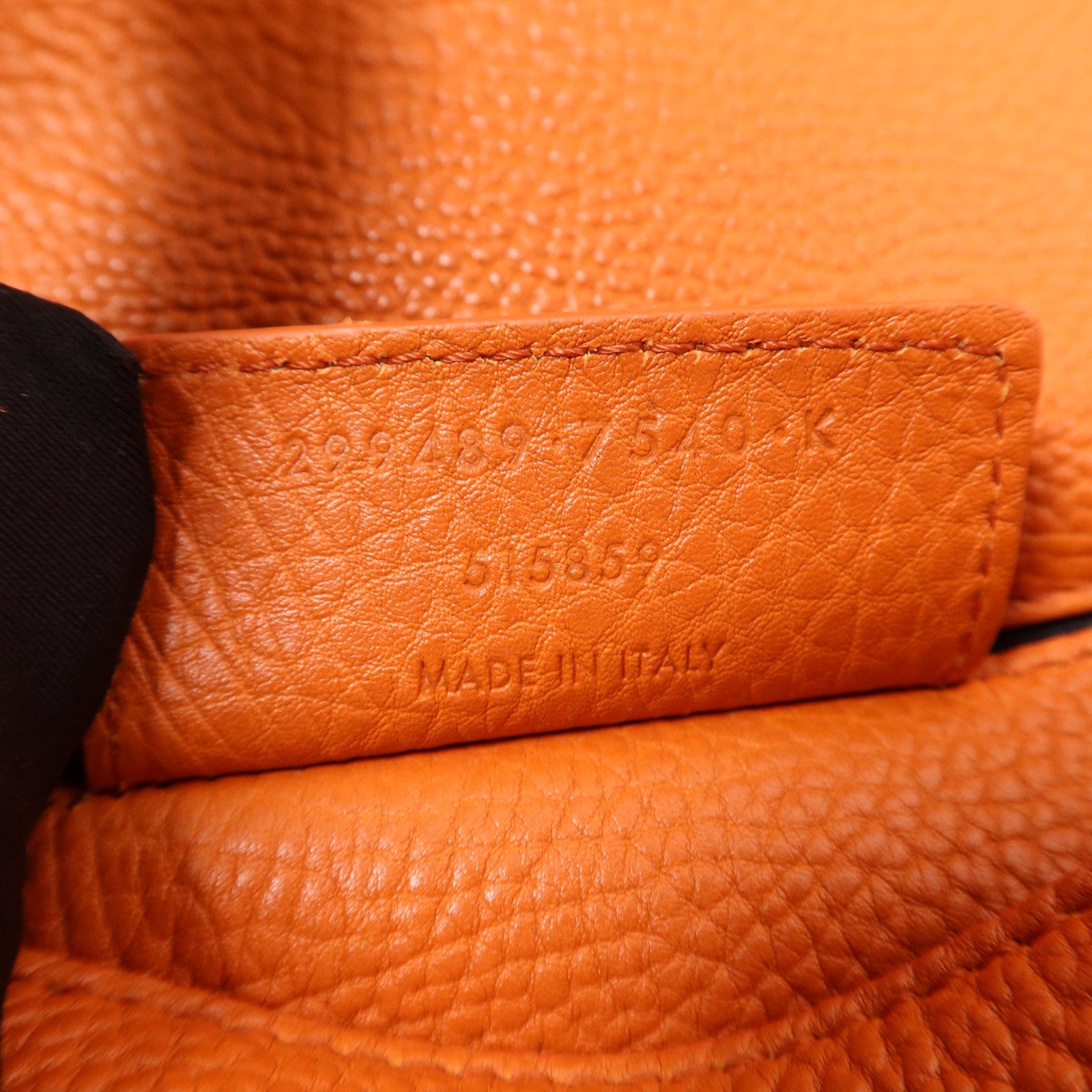 BALENCIAGA 牛皮皮革Shoulder Bag金扣肩背袋