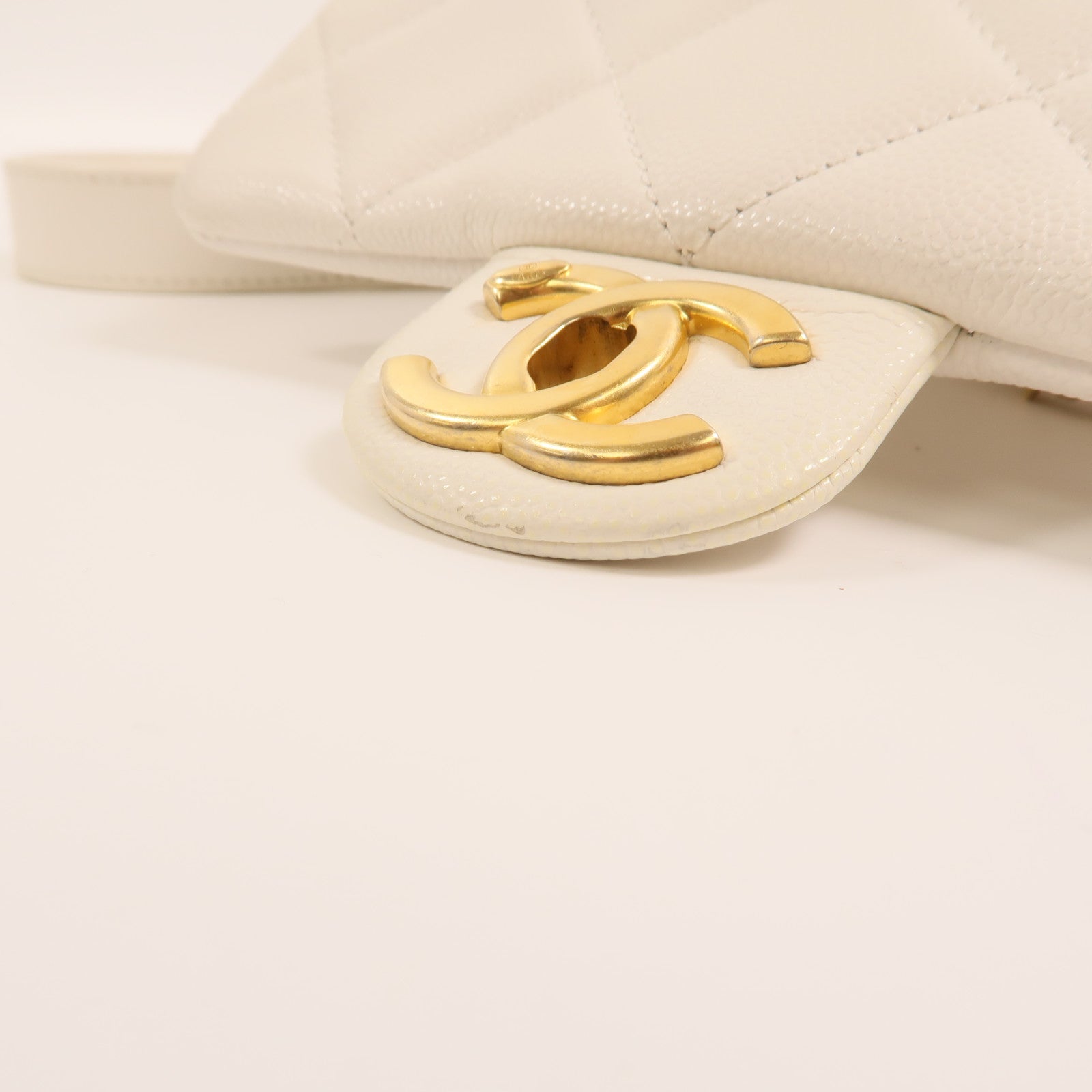 CHANEL 牛皮皮革Mini Twist Your Buttons Flap金扣鏈帶肩背袋