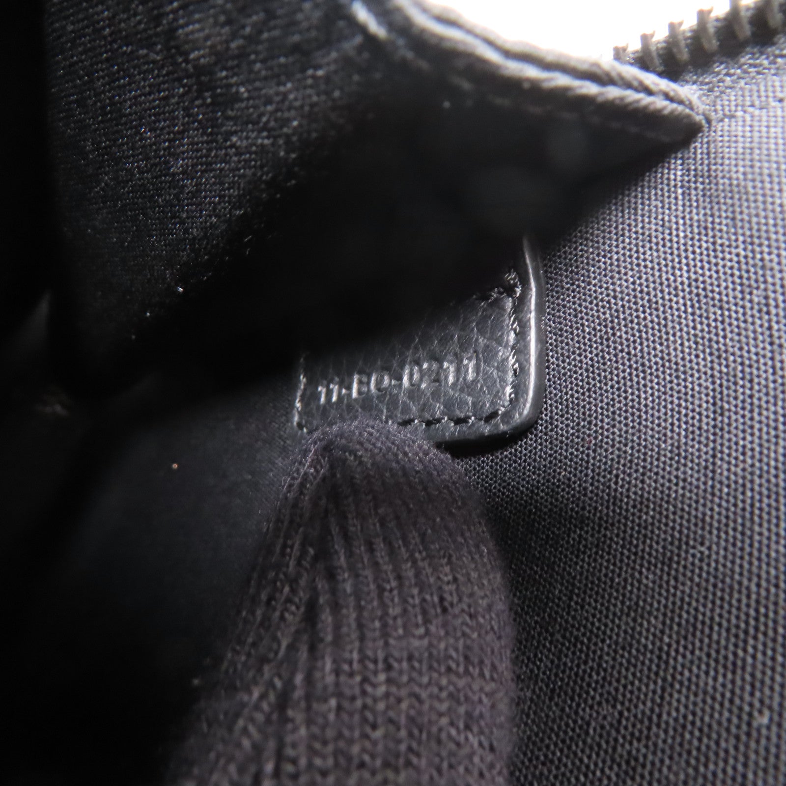Dior 帆布Maxi Saddle Bag肩背袋黑色/米色/藍色