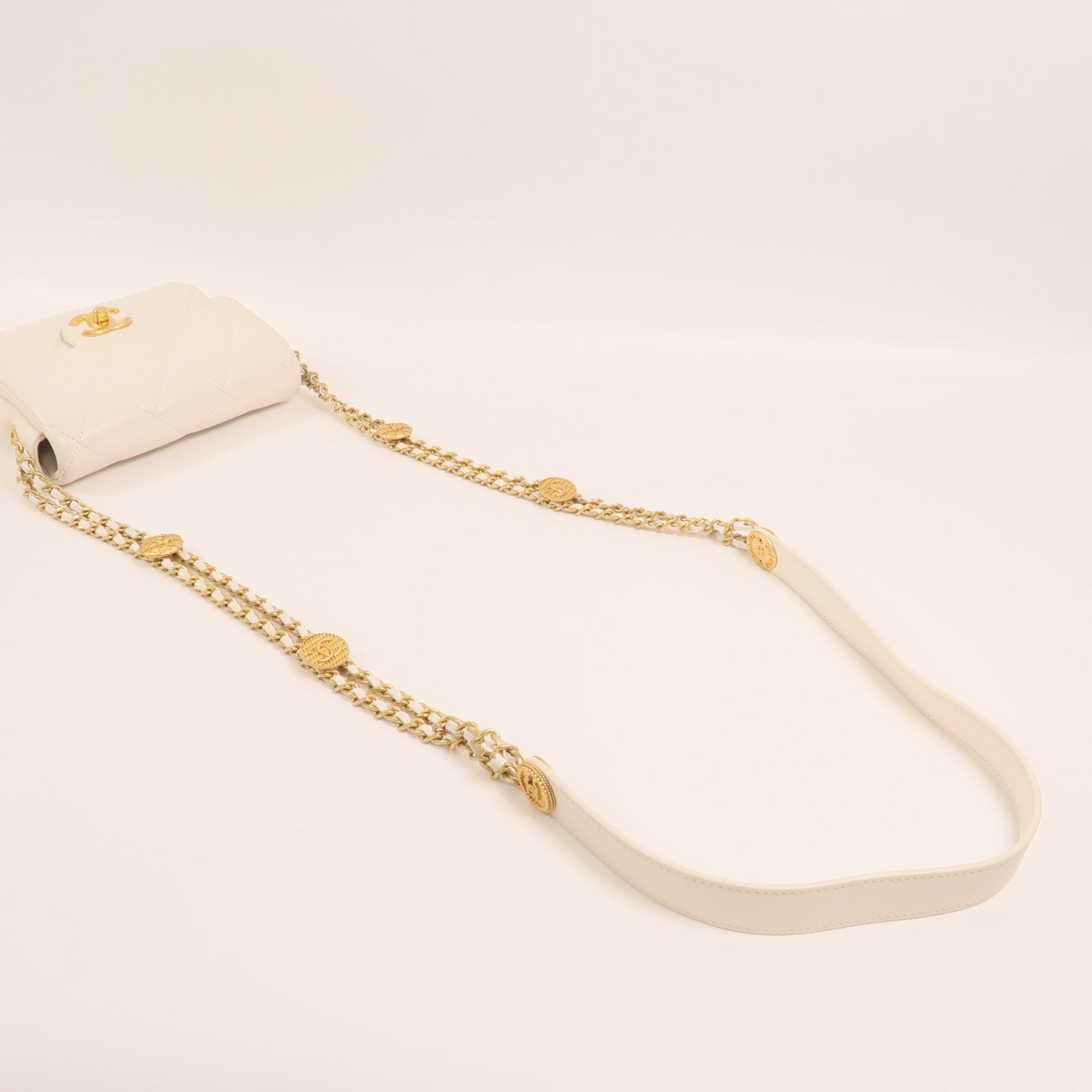 CHANEL 牛皮皮革Mini Twist Your Buttons Flap金扣鏈帶肩背袋