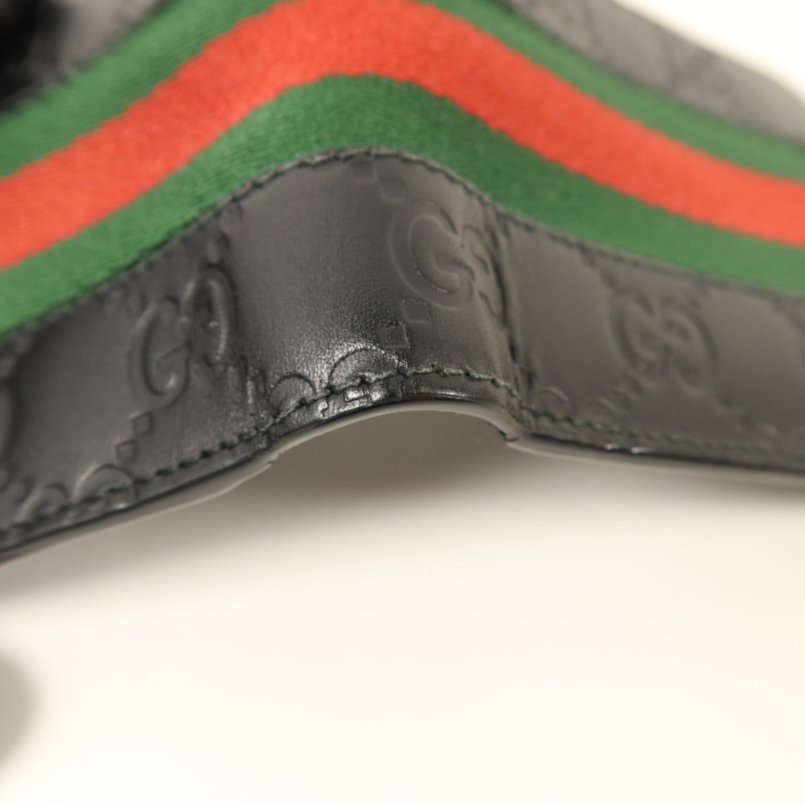 GUCCI 牛皮皮革Signature Wallet銀扣錢包