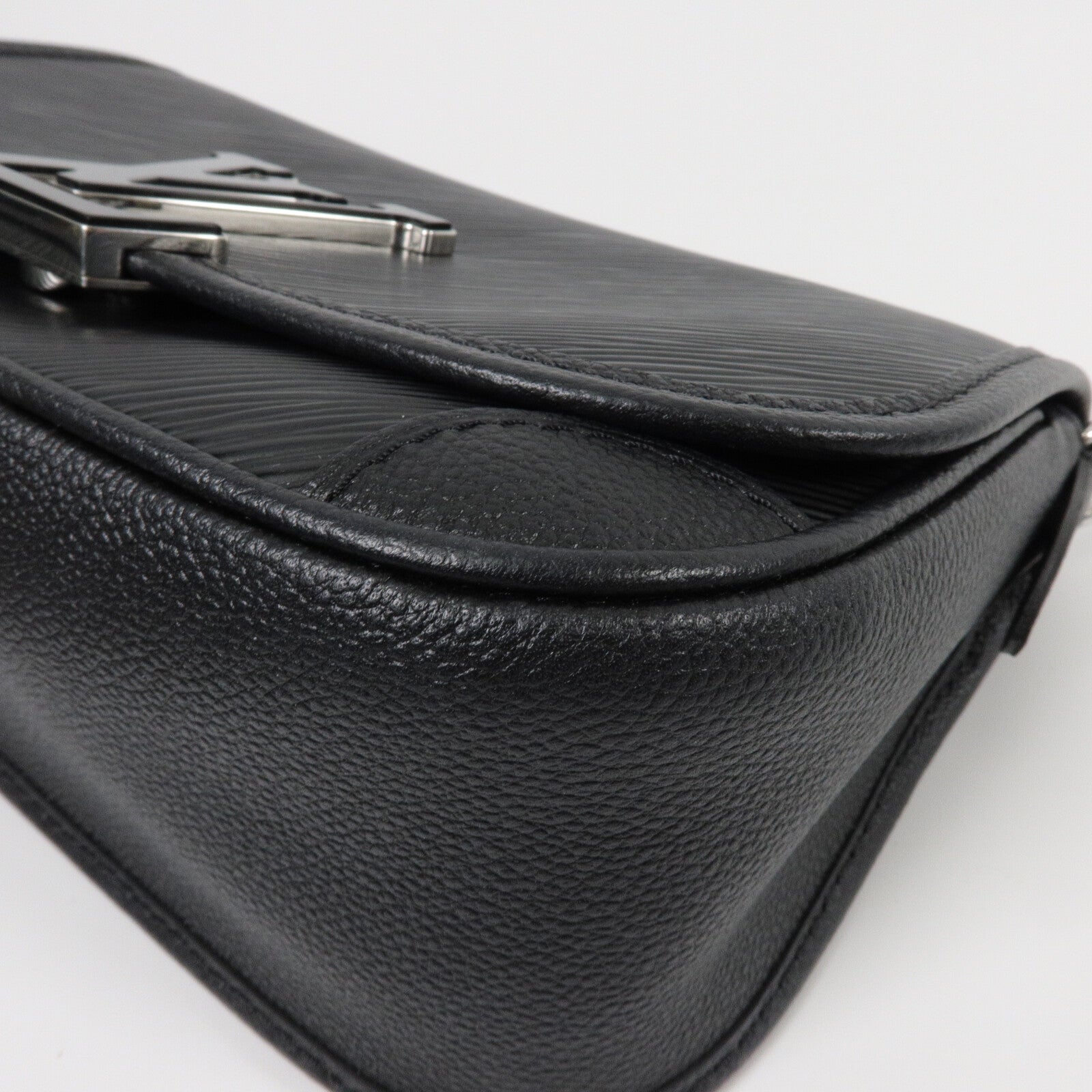 LOUIS VUITTON Epi Buci肩背袋