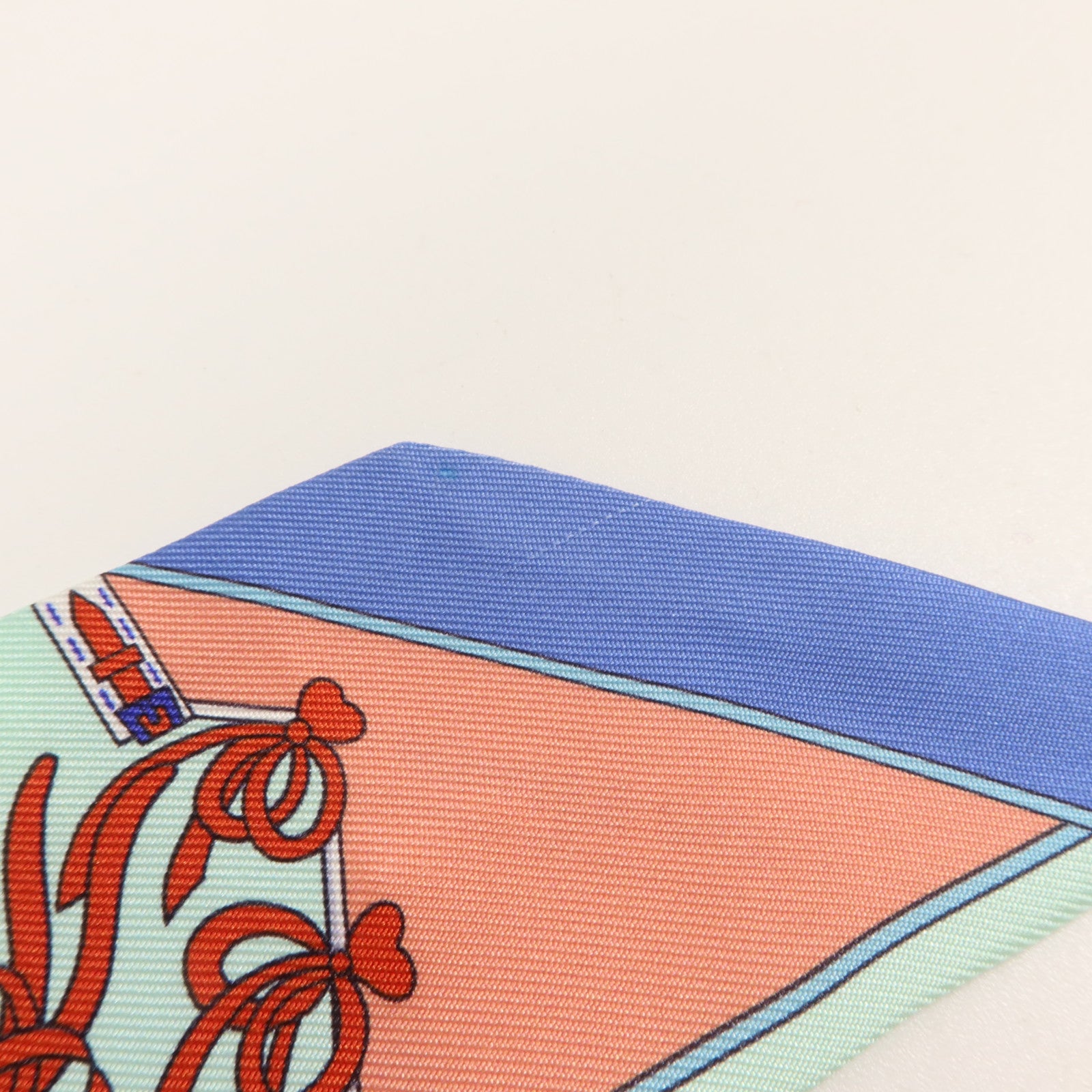 HERMES 絲質Twilly絲巾