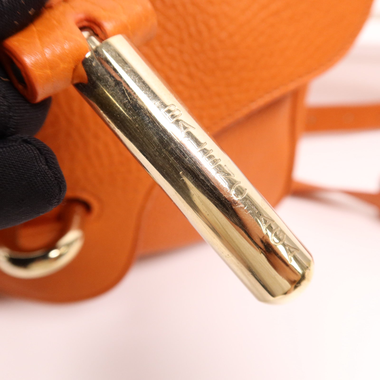 BALENCIAGA 牛皮皮革Shoulder Bag金扣肩背袋