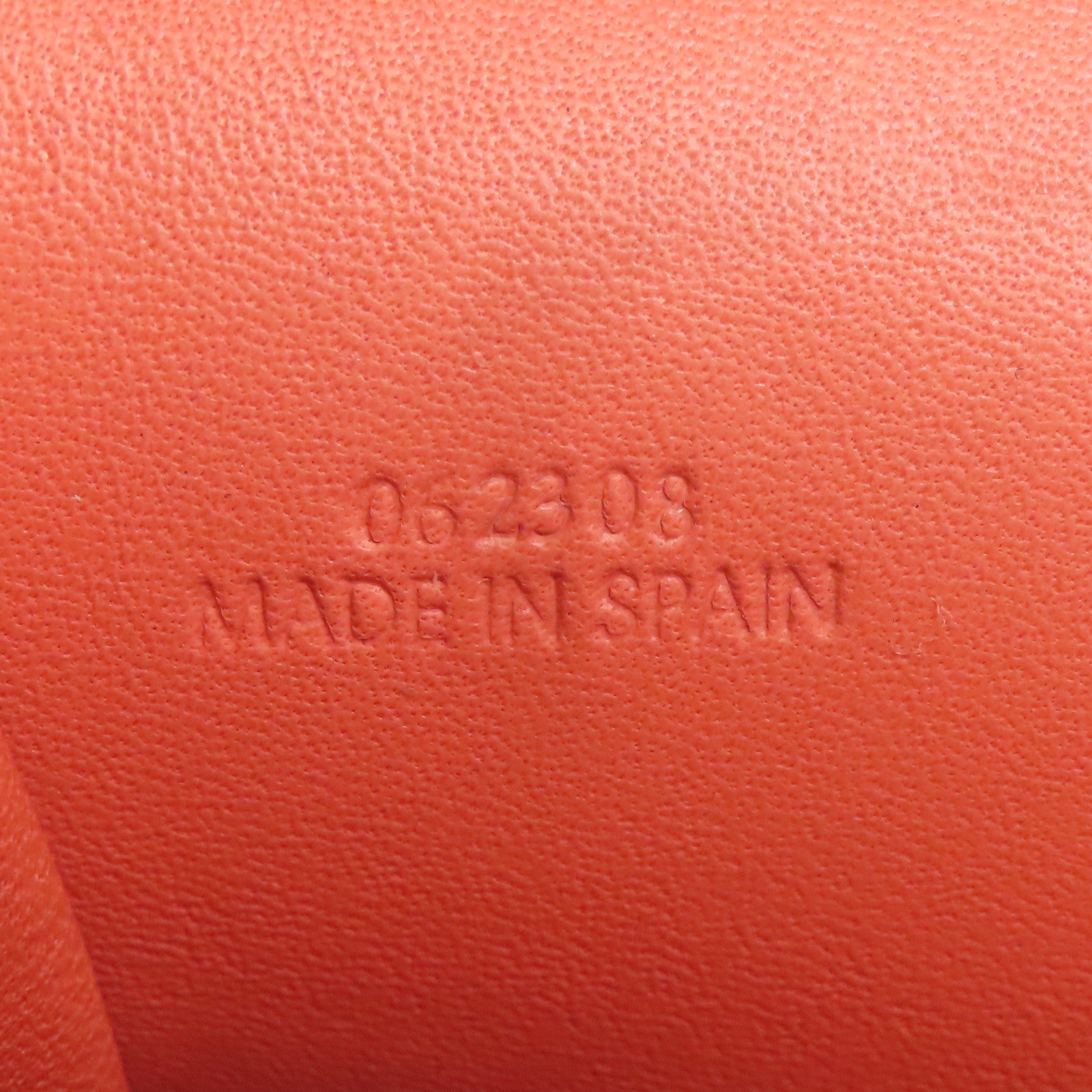 LOEWE 牛皮皮革Wallet長錢包