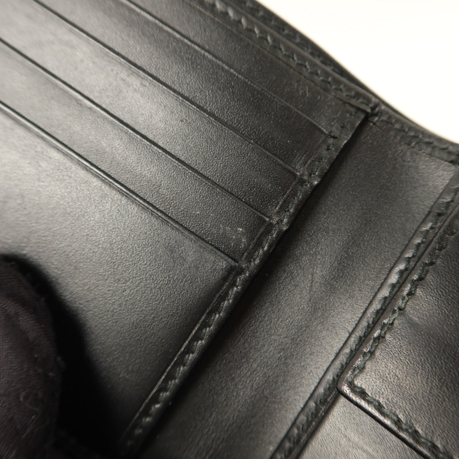 GUCCI 牛皮皮革Signature Wallet銀扣錢包