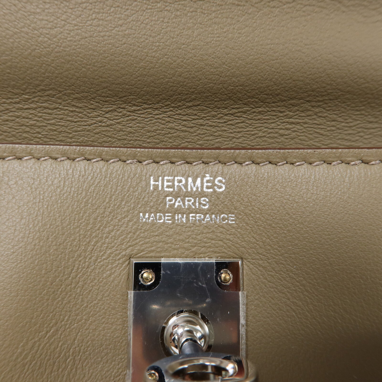 HERMES Swift皮革Kelly Moove銀扣肩背袋Etoupe