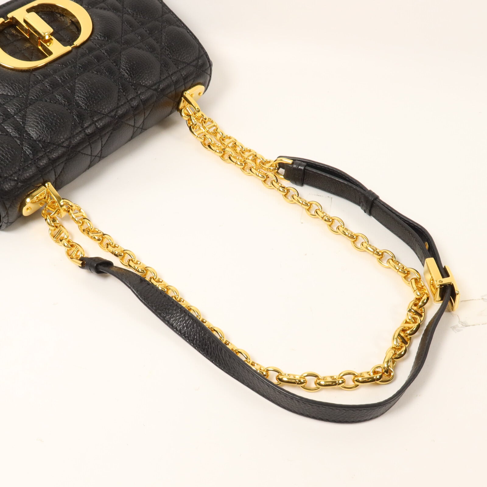 Dior 牛皮皮革Caro Small鏈帶肩背袋
