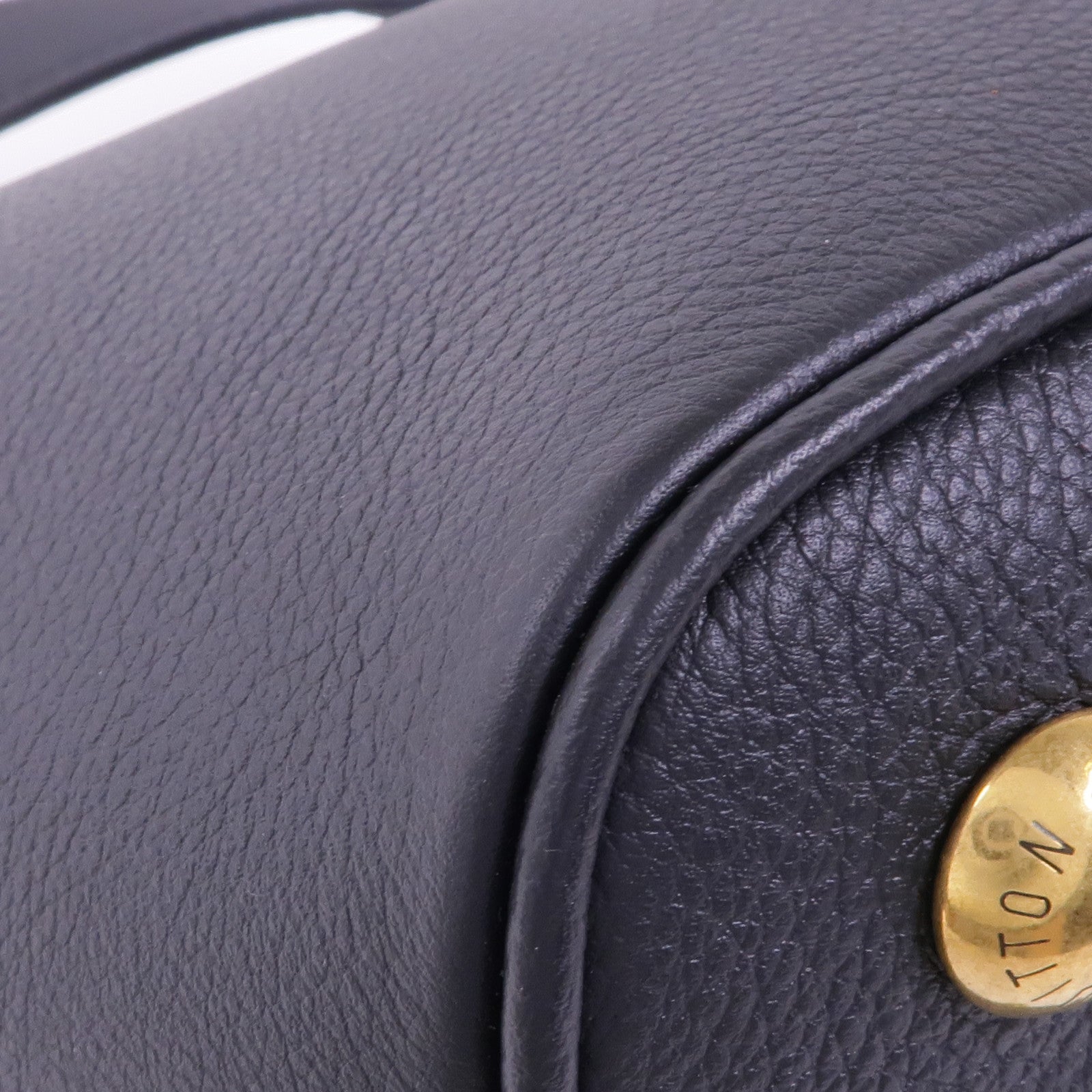 LOUIS VUITTON 牛皮皮革Low Key All In BB金扣手挽肩背兩用袋